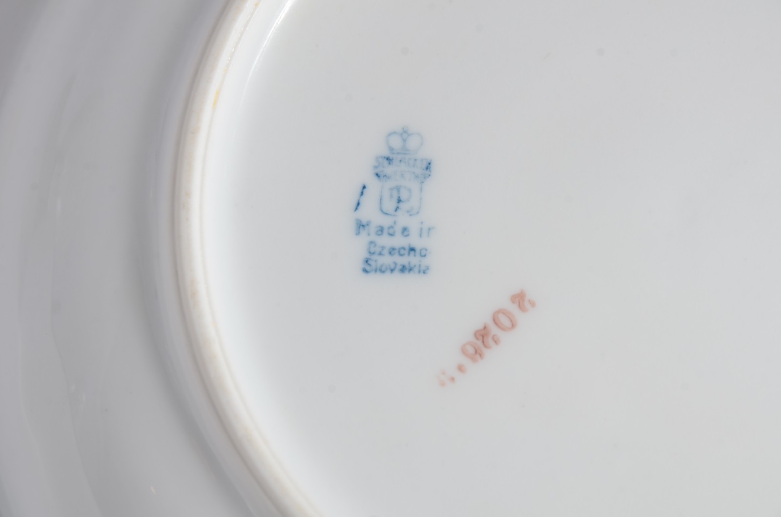 Aparelho de jantar de porcelana da Bavaria na cor branca com friso... - foto 6 de 6