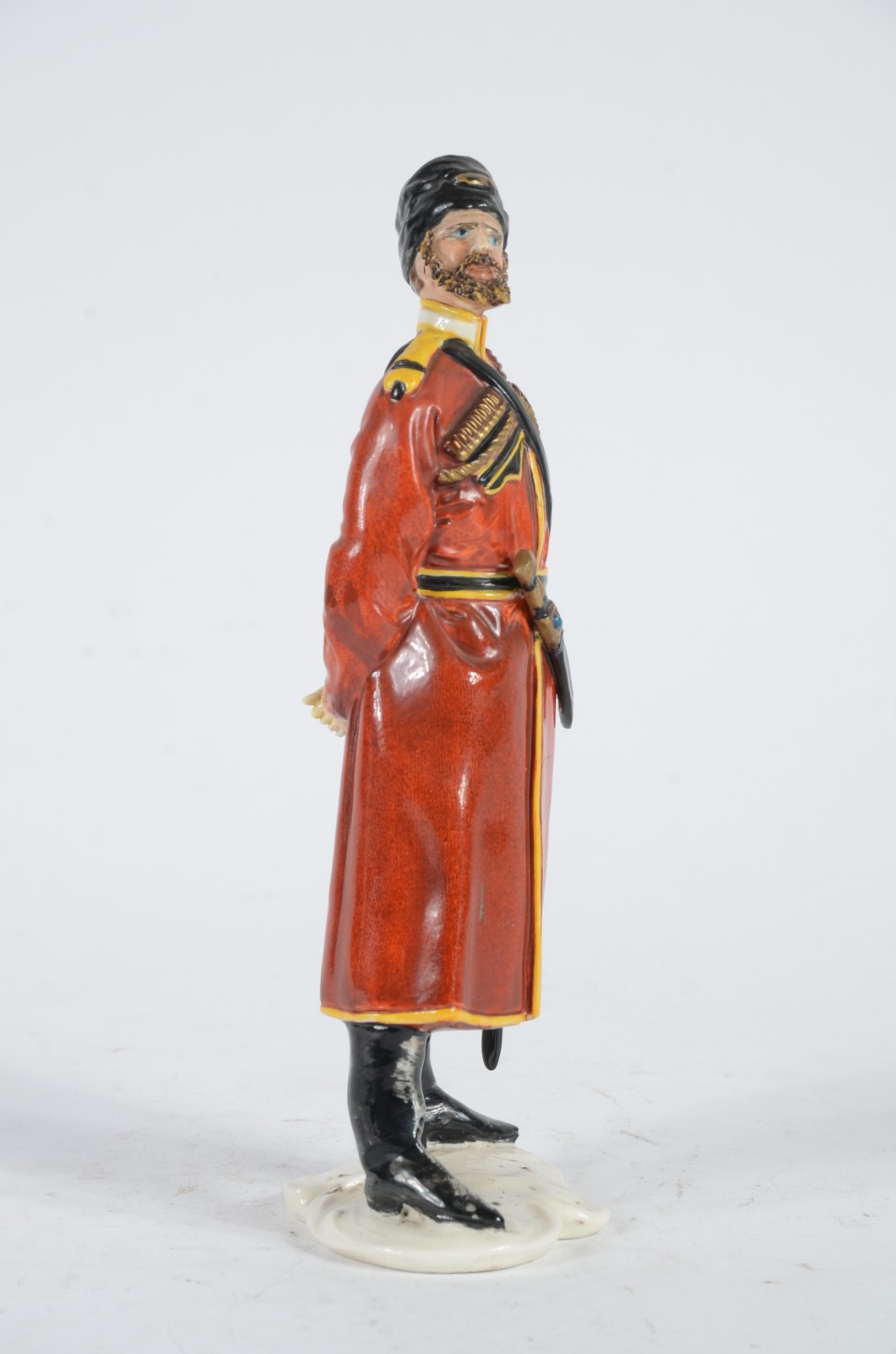 Escultura de porcelana italiana policromada representando soldado... - foto 8 de 9