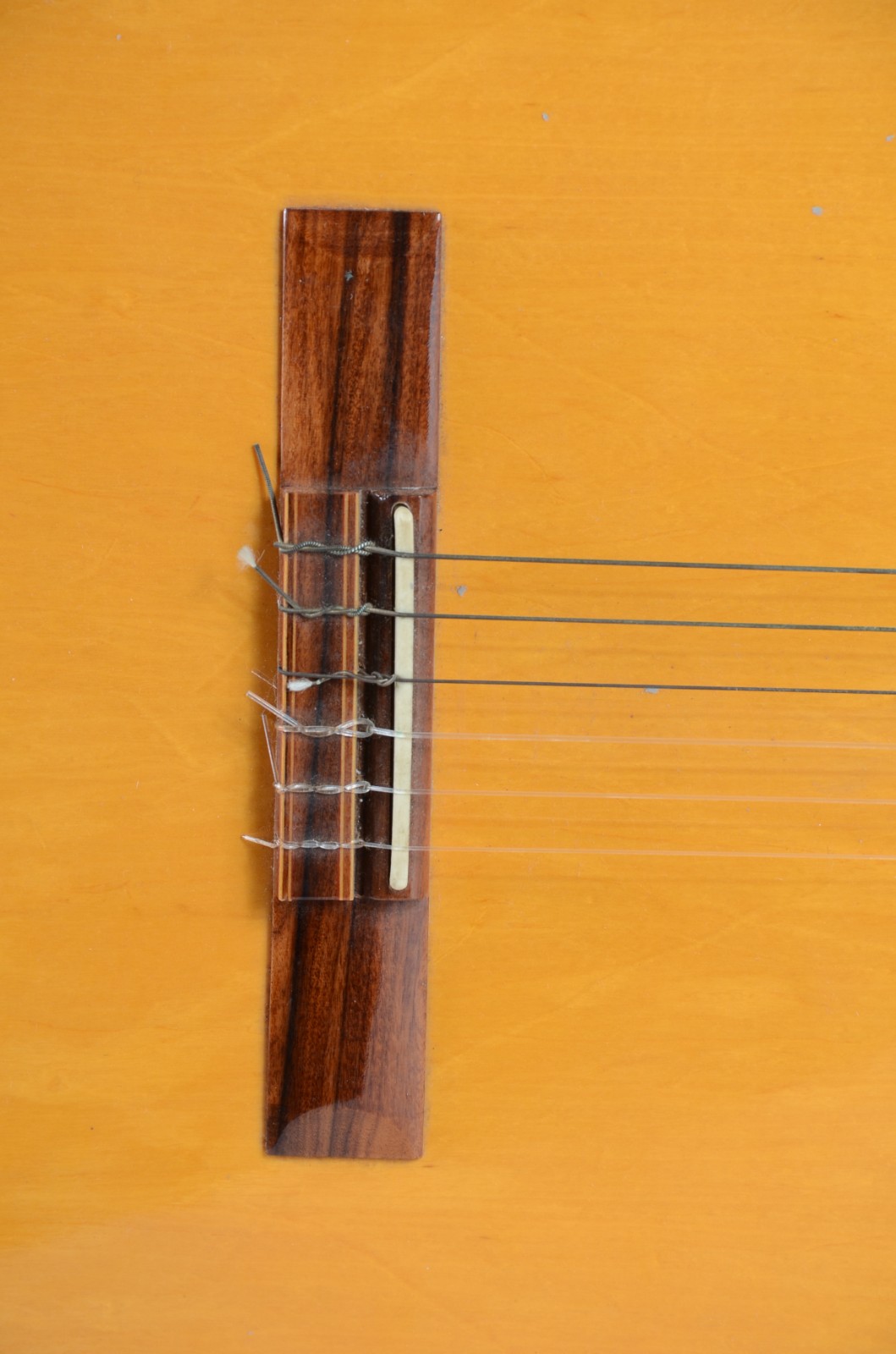 Violão. - foto 3 de 10