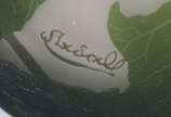 ARSALL,  - Vaso de pasta de vidro francesa decorado com flores e folhagens em tons de verde sobre fundo na cor salmon degradé. Assinado.