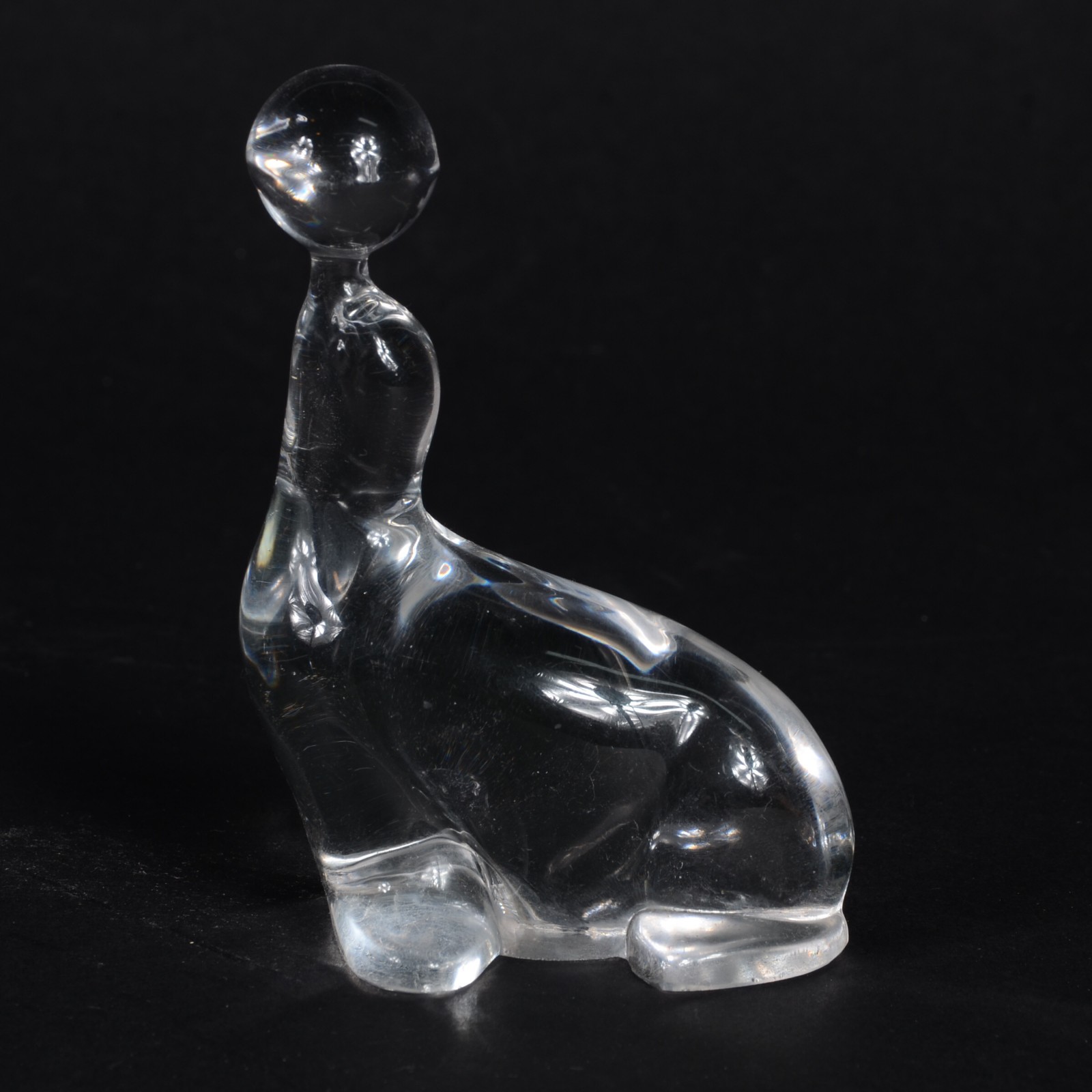 Duas peças, sendo um grupo escultórico de cristal com figura de urso... - foto 3 de 7