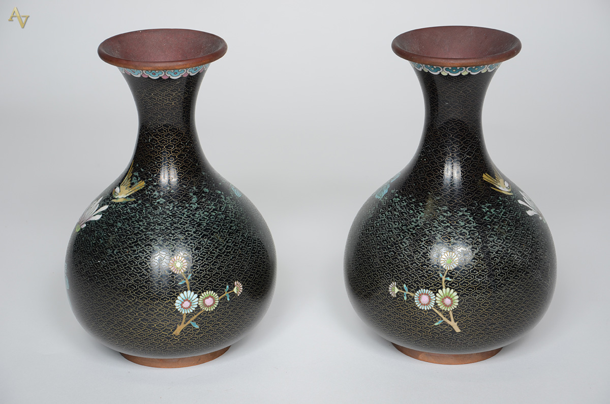 Par de vasos de cloisonne. Altura 26 cm cada. - foto 2 de 2