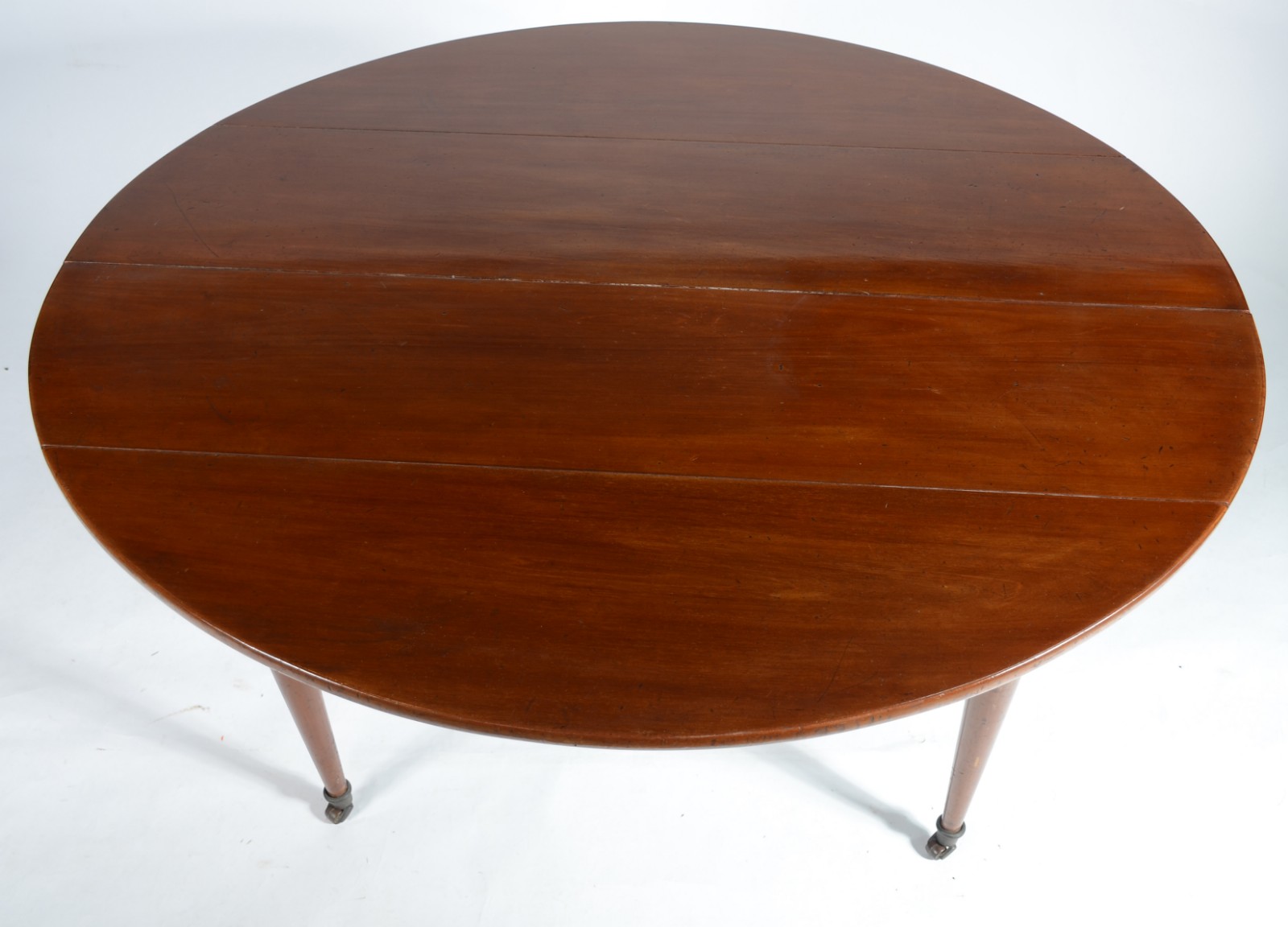 Mesa de jantar de madeira nobre, tampo oval com duas tábuas... - foto 5 de 11