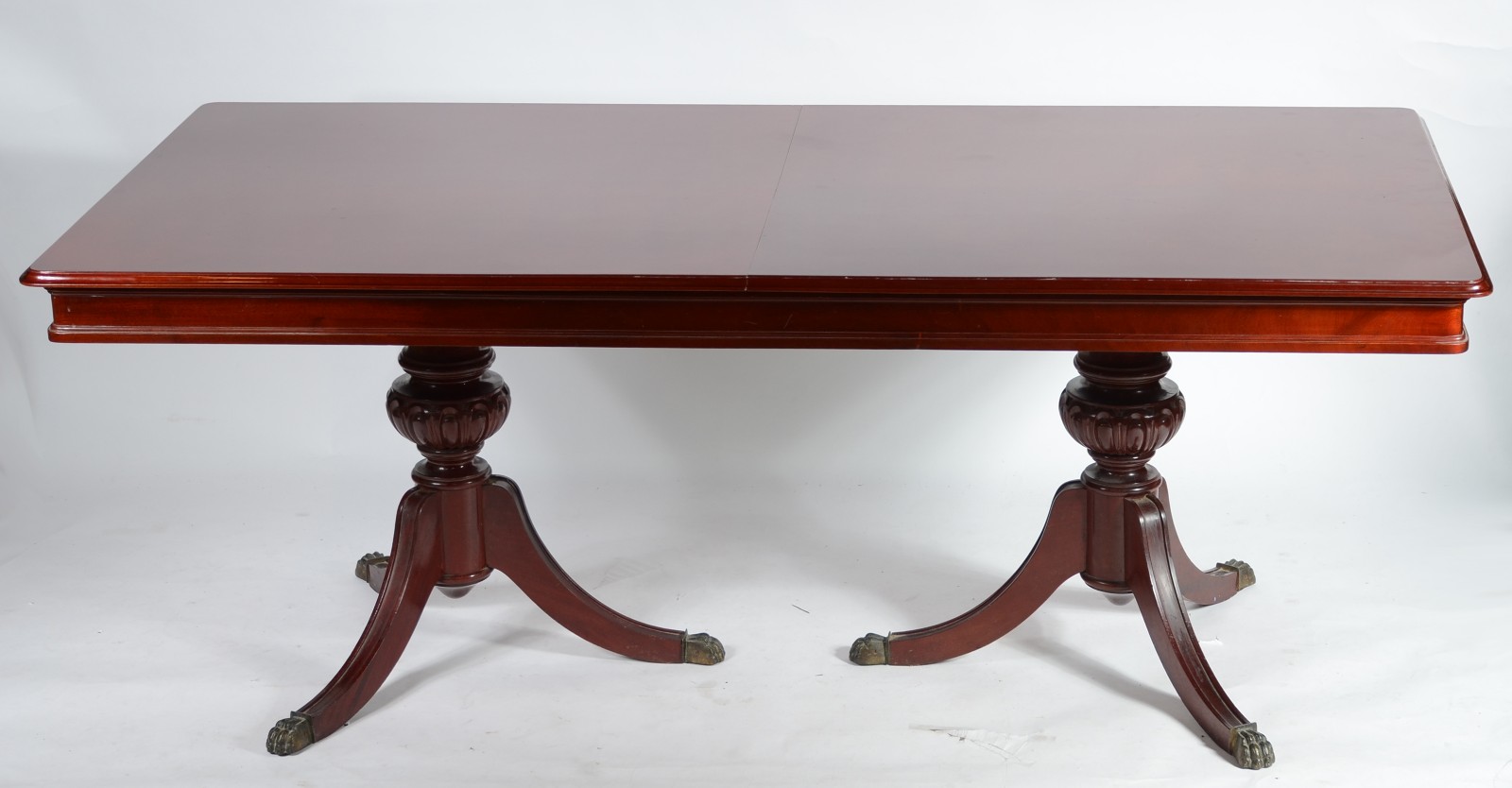 Mesa de jantar de madeira nobre, tampo retangular com uma tábua... - foto 3 de 8