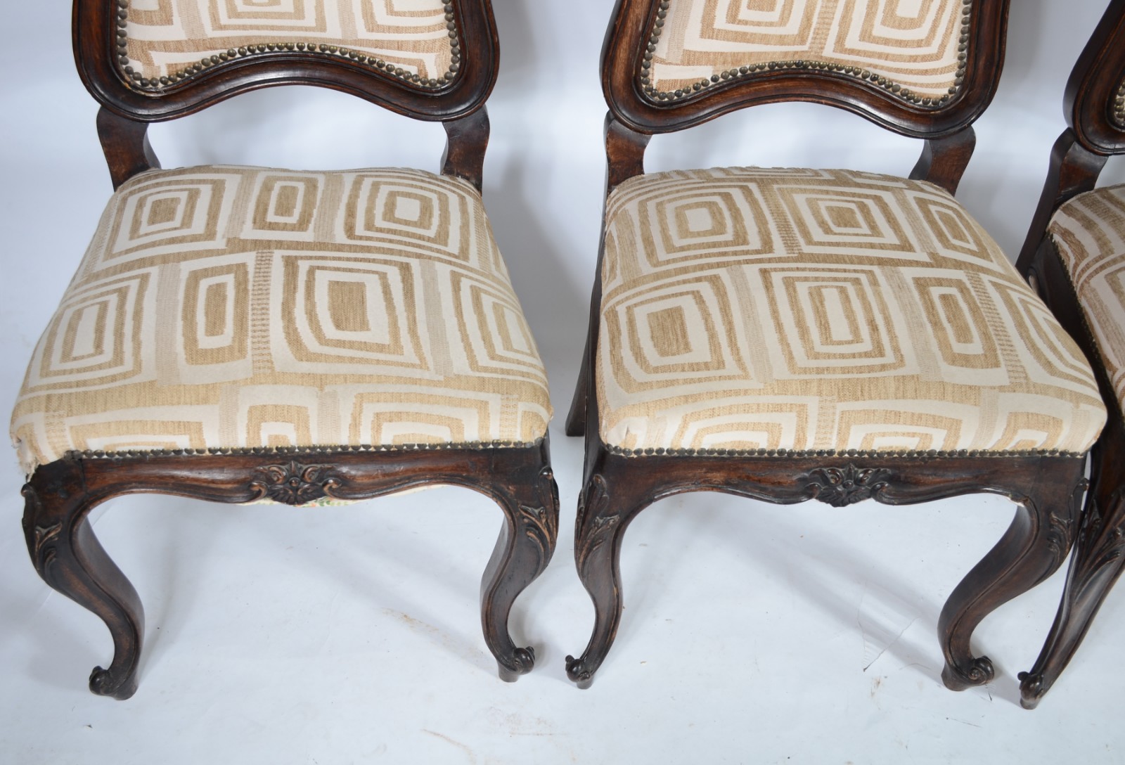 Conjunto com 4 cadeiras de madeira nobre para sala de jantar... - foto 5 de 8