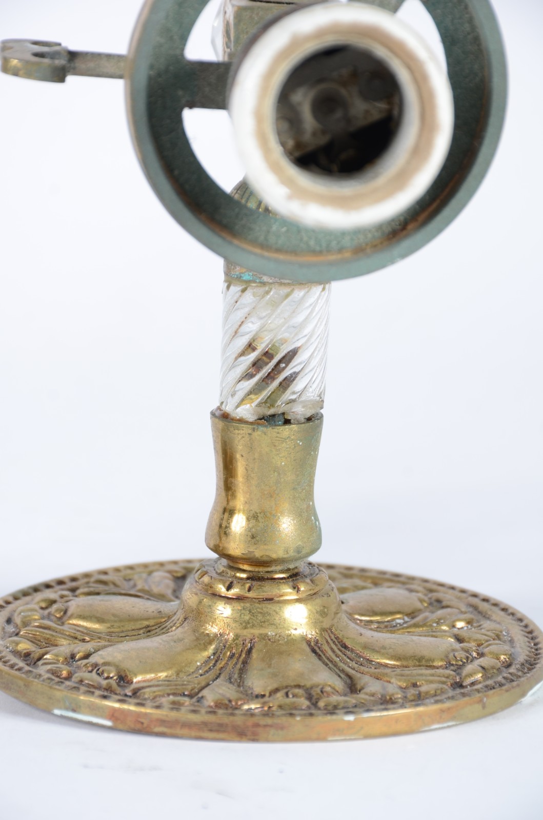 Par de apliques de bronze com cristal. - foto 4 de 8