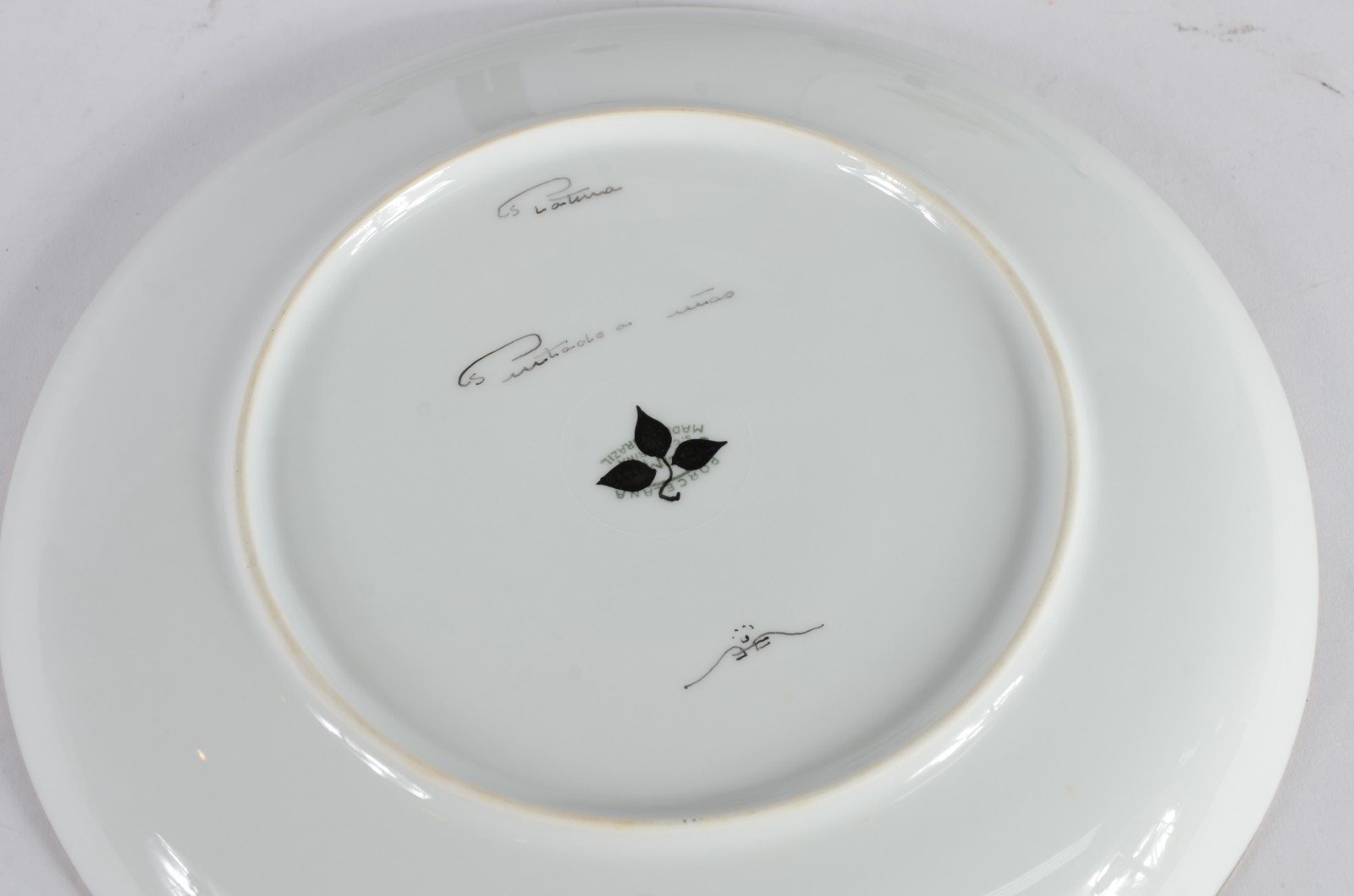 Conjunto com 12 pratos para peixe de porcelana pintada á mão com... - foto 2 de 5