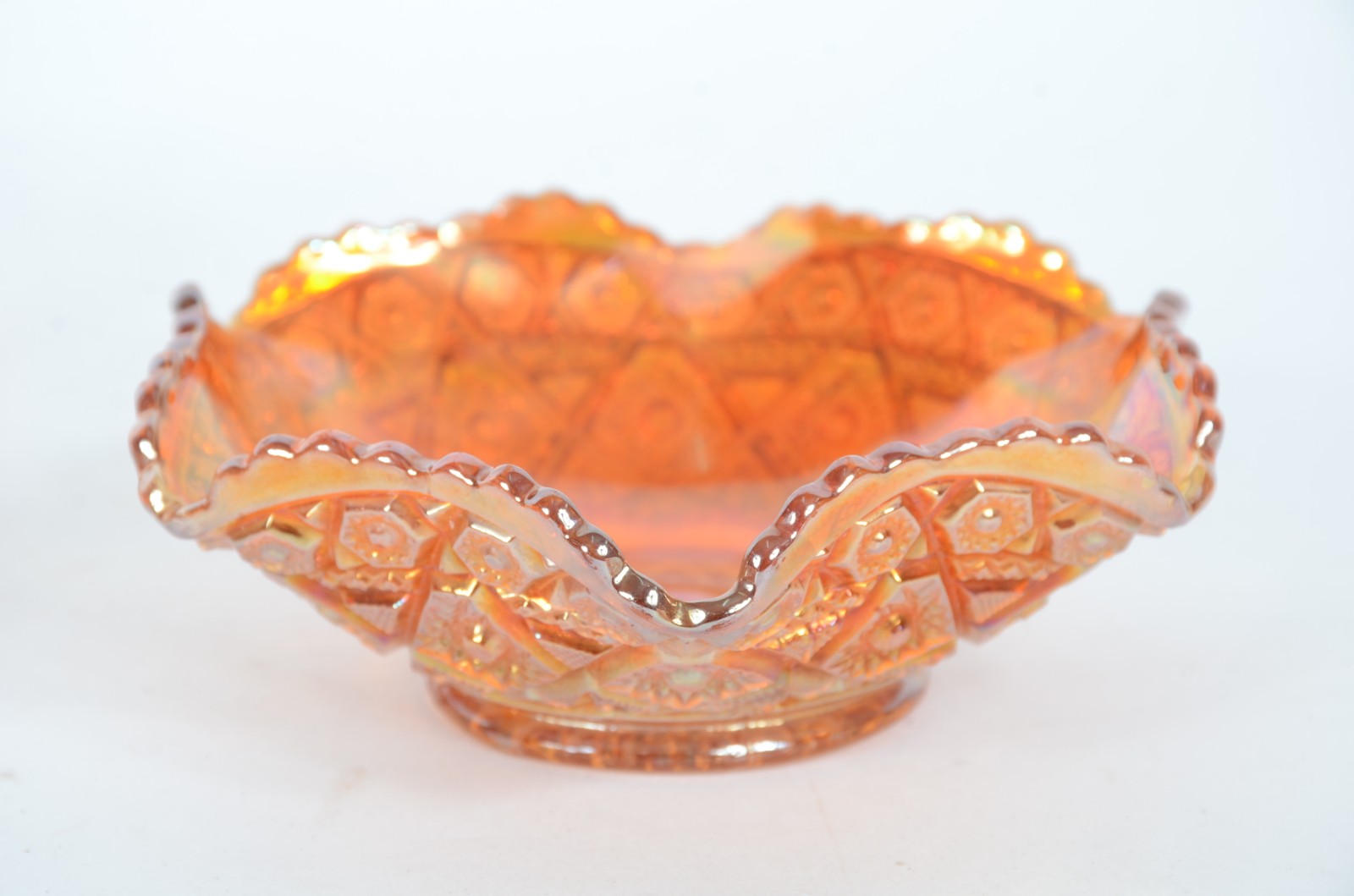 Conjunto com 12 bowls de vidrão "casca de cebola", borda feitio... - foto 3 de 6