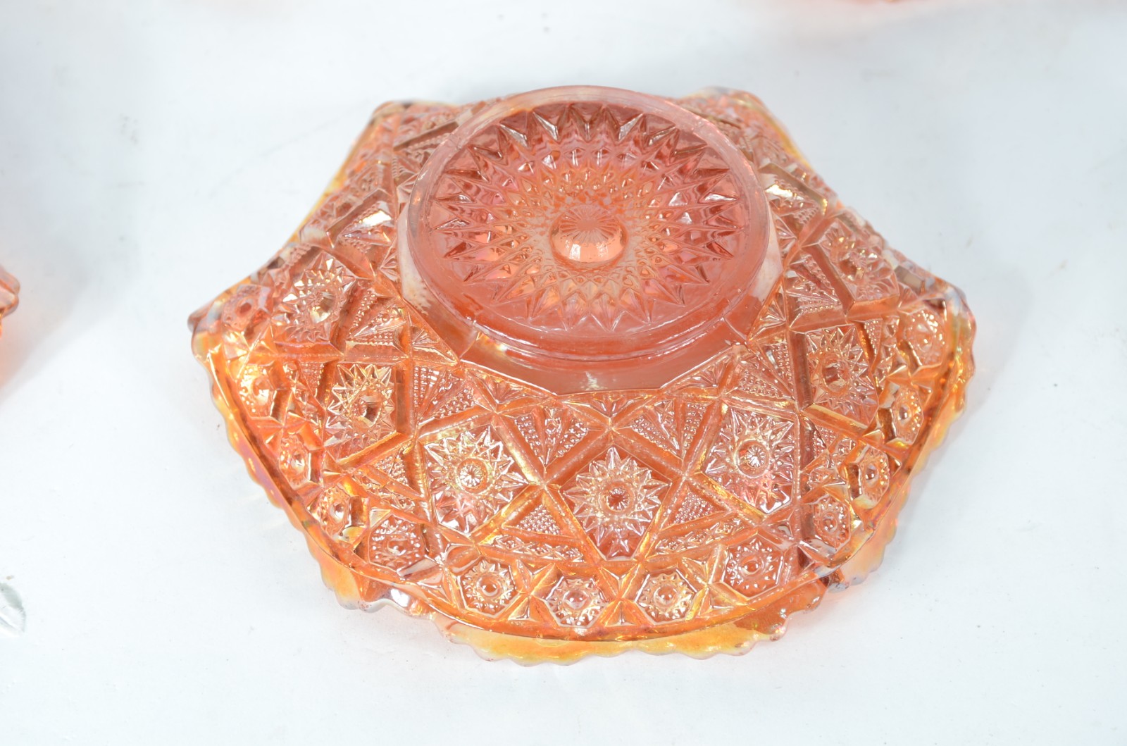Conjunto com 12 bowls de vidrão "casca de cebola", borda feitio... - foto 4 de 6