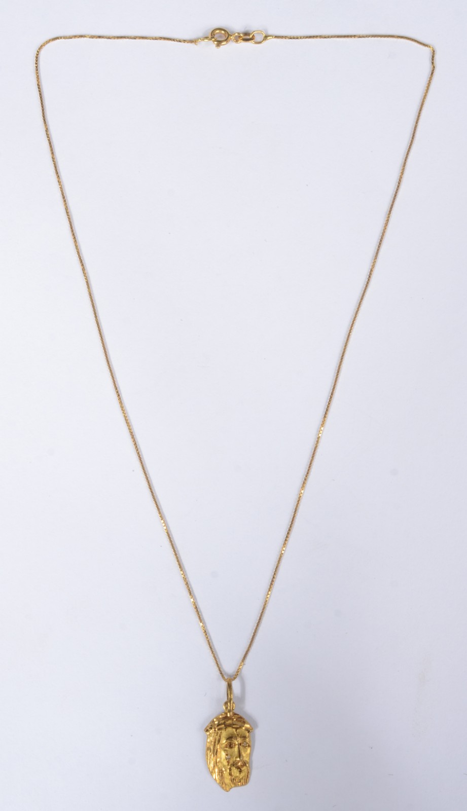 Colar com pendente com rosto de Cristo de ouro 18 k., contraste 750... - foto 2 de 6