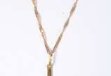 Colar com crucifixo de ouro 18 k., contraste 75... - Colar com crucifixo de ouro 18 k., contraste 750 mls. (Por motivos de segurança a peça não se encontra na loja).