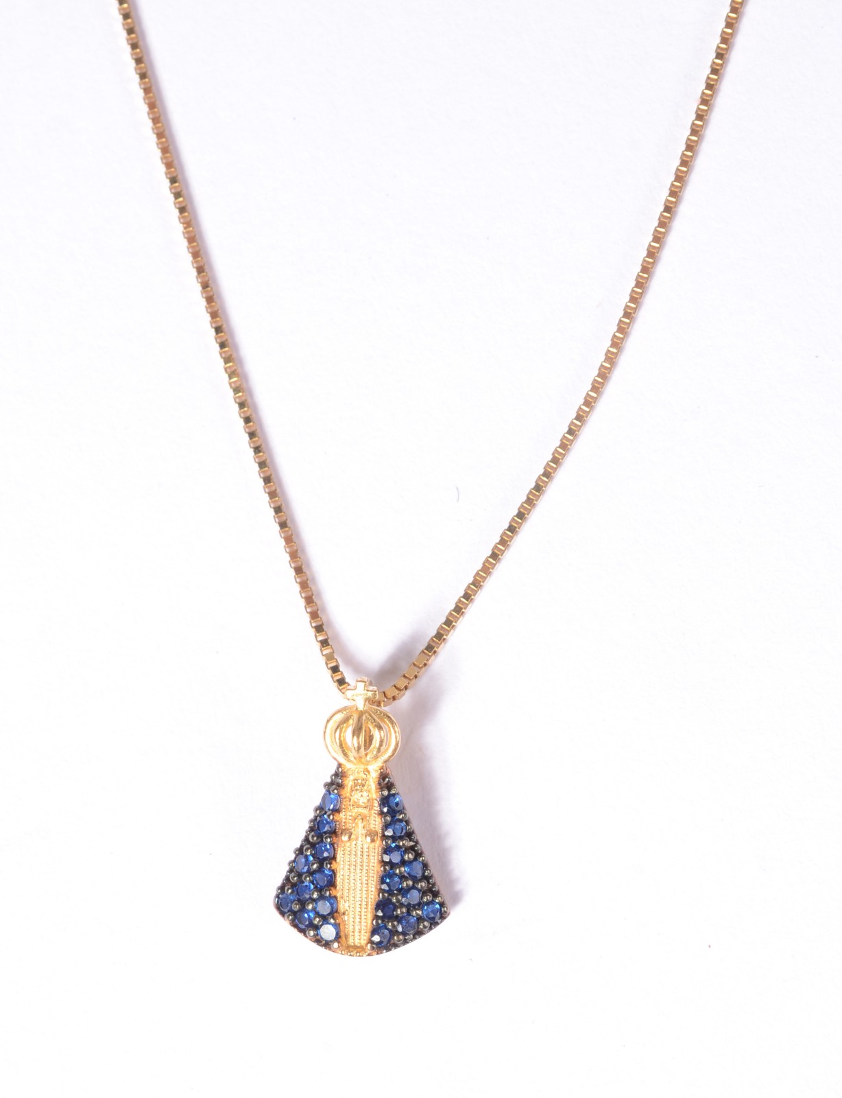 Colar com pendente de Nossa Senhora Aparecida com mano azul de ouro... - foto 1 de 5