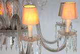 Lustre para 6 luzes de cristal, pingentes lapid... - Lustre para 6 luzes de cristal, pingentes lapidados, enfeites na forma de serpentinas.<br><br>