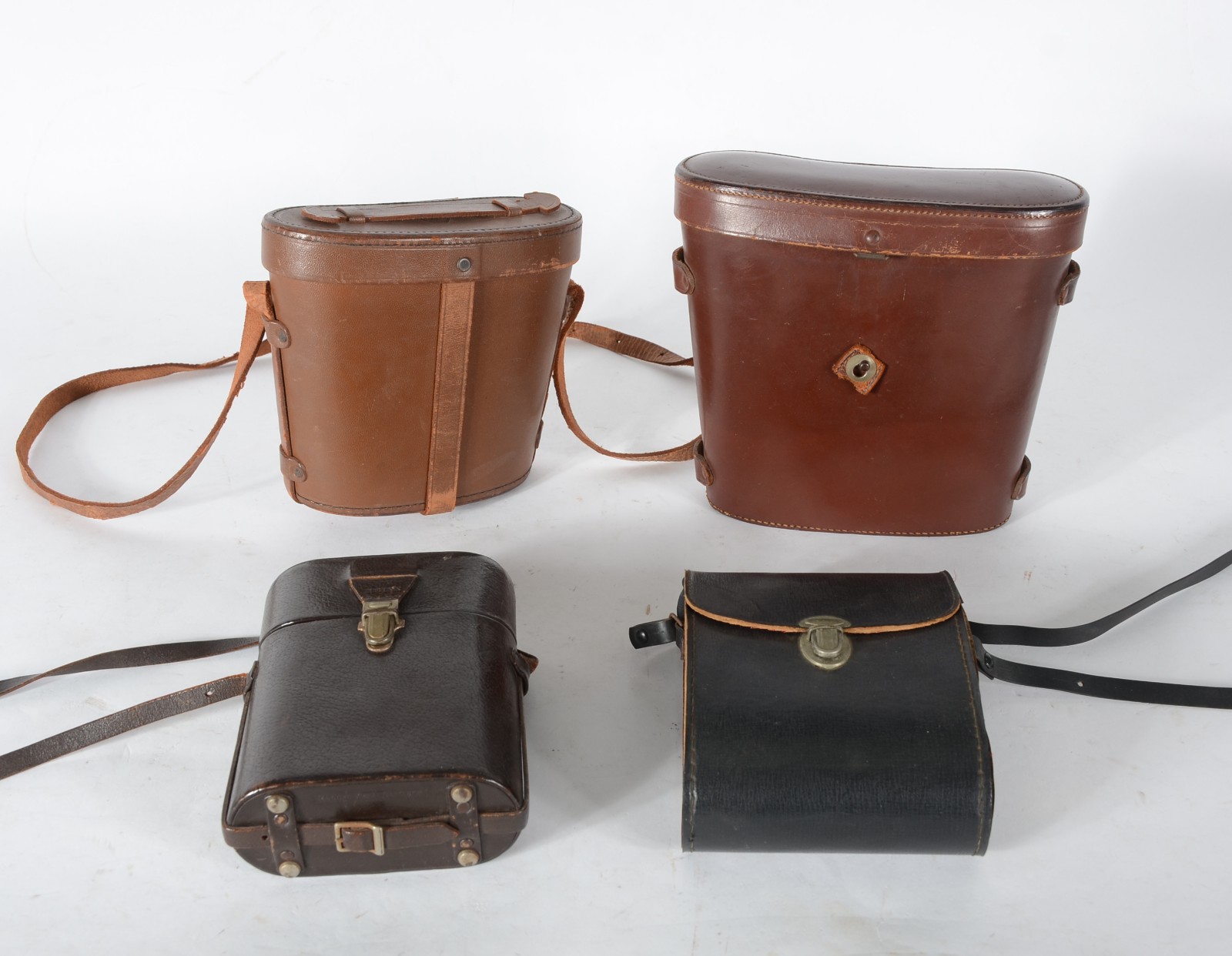 Conjunto com quatro binóculos diversos, sendo: Carl Zeiss; Huet... - foto 2 de 11