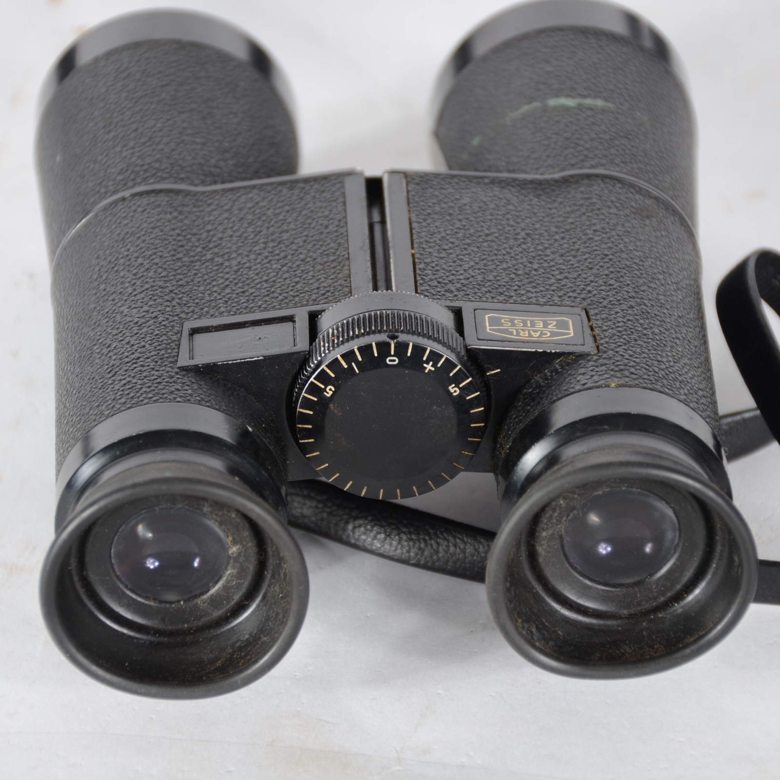 Conjunto com quatro binóculos diversos, sendo: Carl Zeiss; Huet... - foto 4 de 11
