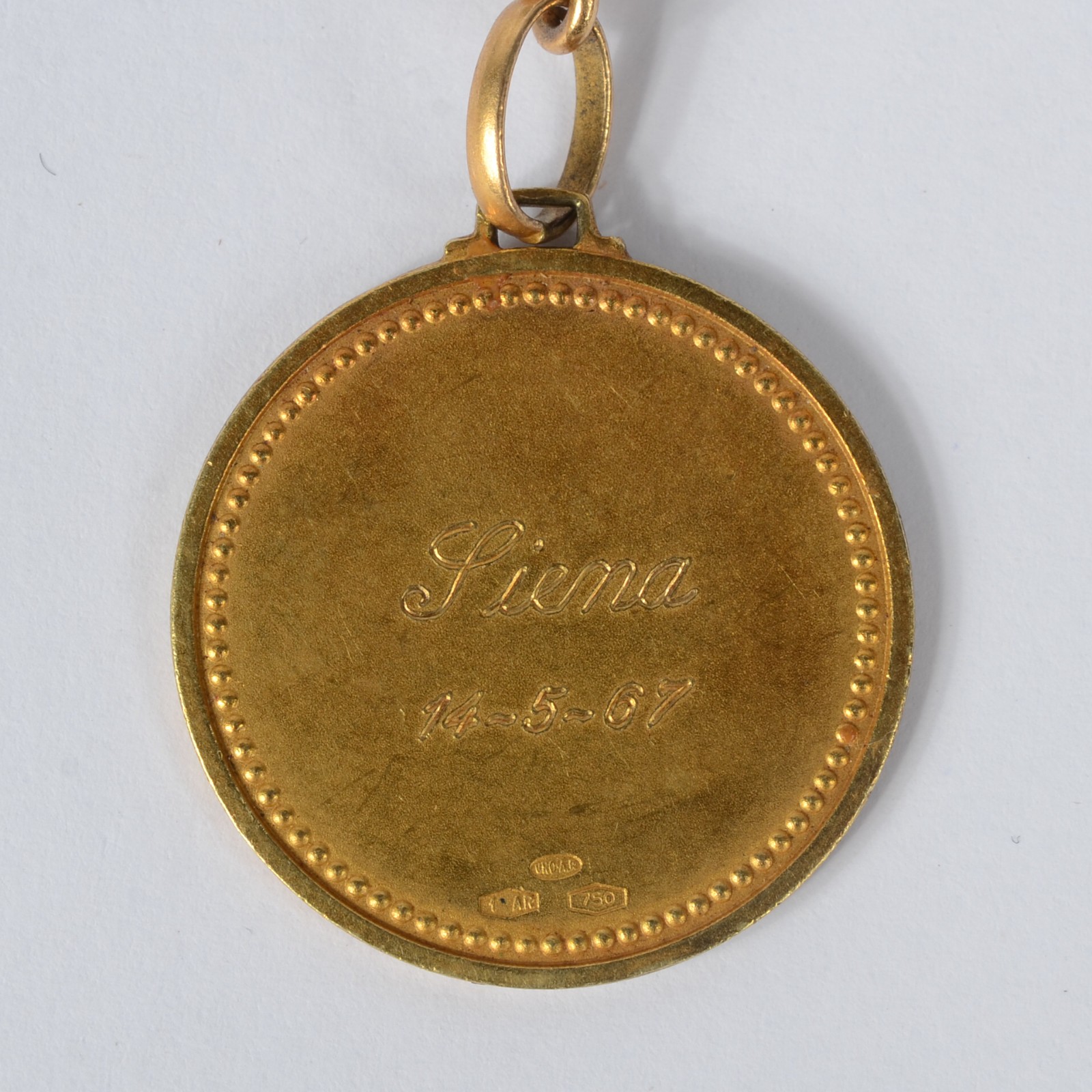 Chaveiro com medalha de ouro 18k., contraste 750 mls. (Por motivos de... - foto 3 de 6