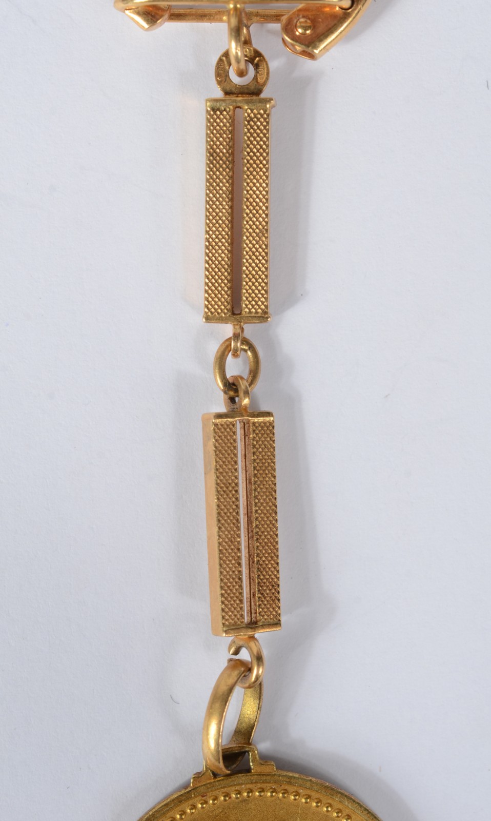 Chaveiro com medalha de ouro 18k., contraste 750 mls. (Por motivos de... - foto 5 de 6