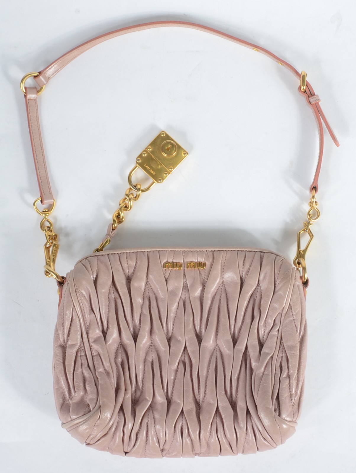Bolsa clutch acolchoada. - foto 1 de 11