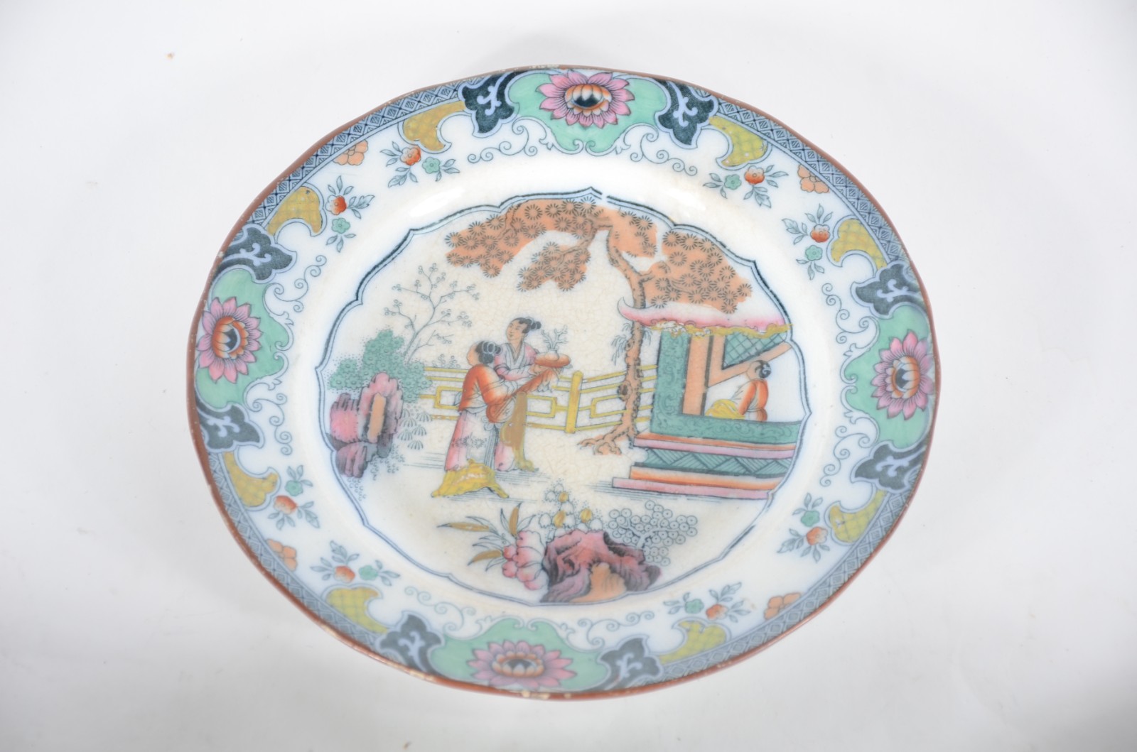 Conjunto com 5 pratos diversos oriental, sendo 4 de faiança decorados... - foto 11 de 11