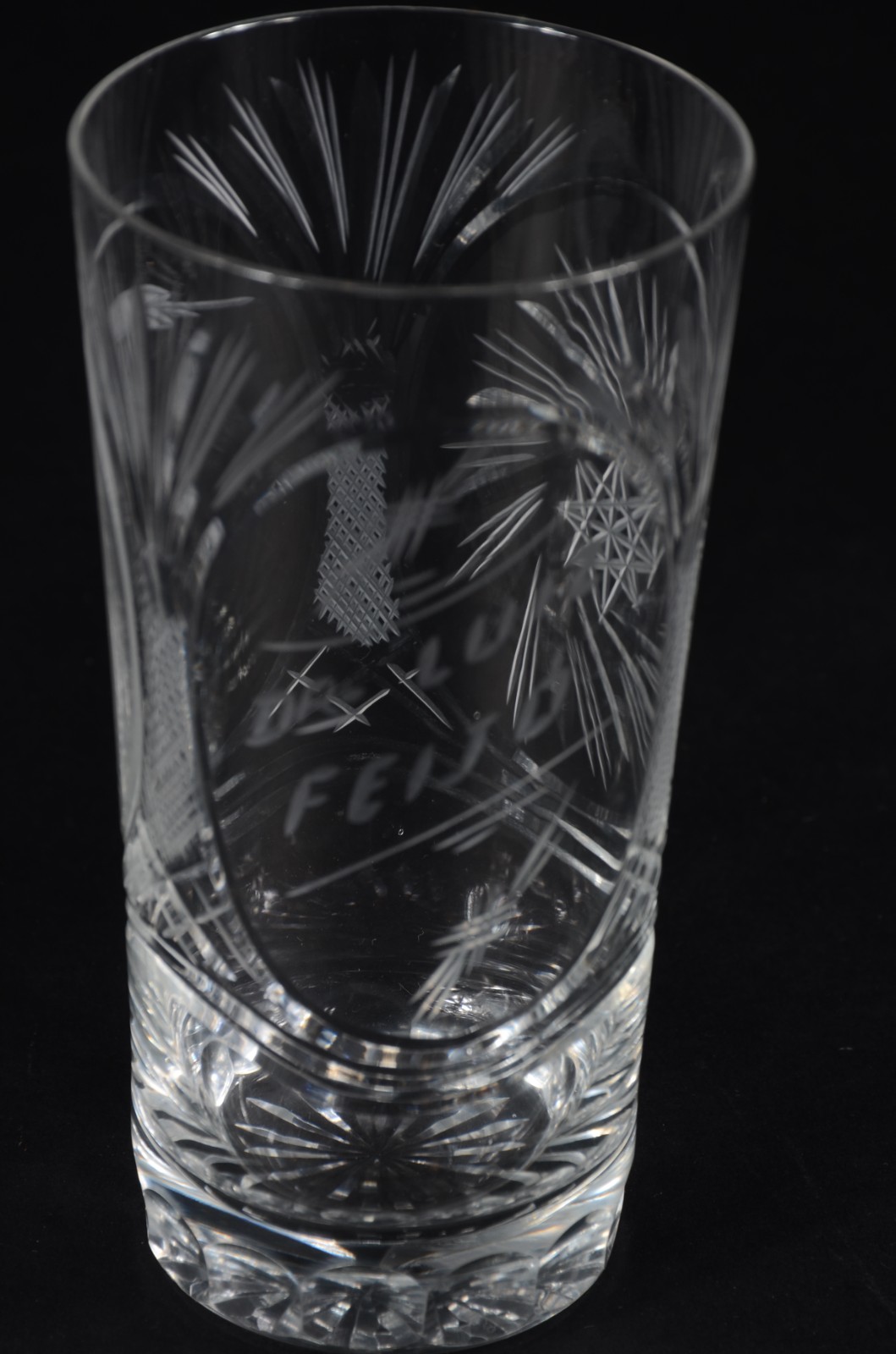 Conjunto com 6 copos longos de cristal lapidado com nome gravado. - foto 2 de 2