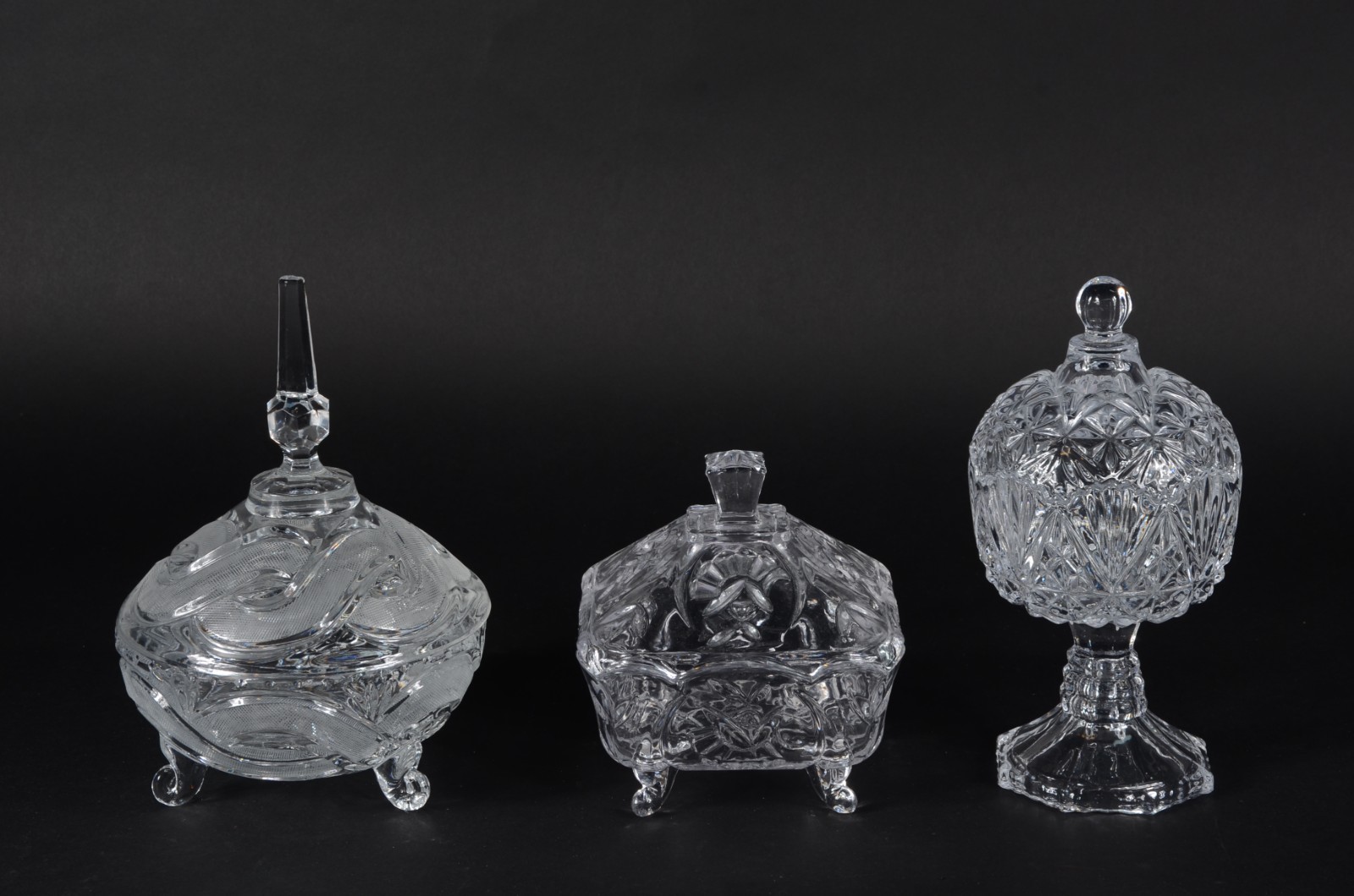 Três bombonieres de cristal europeu lapidado - foto 1 de 6