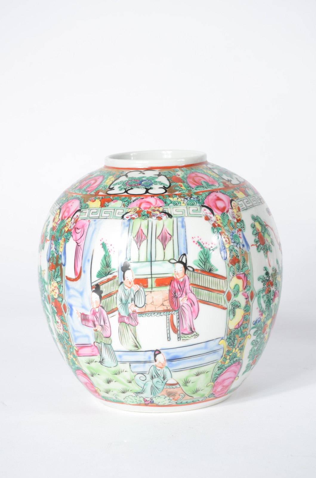 Sete peças diversas de porcelana oriental com decoração em tons de... - foto 2 de 10