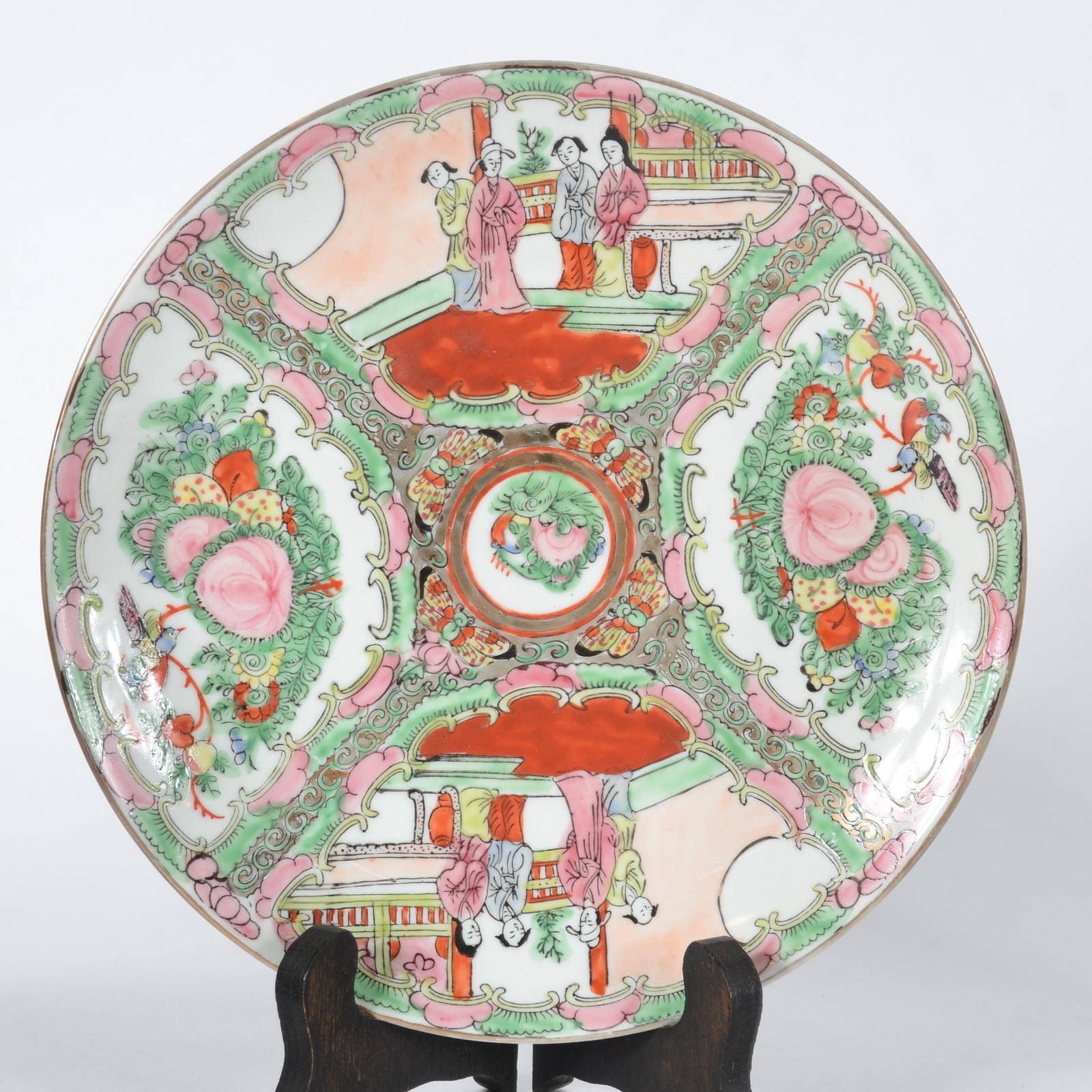 Sete peças diversas de porcelana oriental com decoração em tons de... - foto 9 de 10
