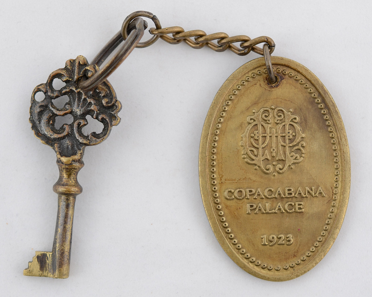 Chaveiro Copacabana Palace - 1923 - "Consulado". Acompanha... - foto 1 de 2