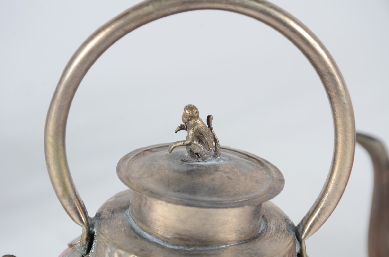 Conjunto com 4 bules decorativos de porcelana na cor laranja e... - foto 6 de 6