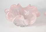 Par de bowls de vidro decorativo na cor rosa. - Par de bowls de vidro decorativo na cor rosa.