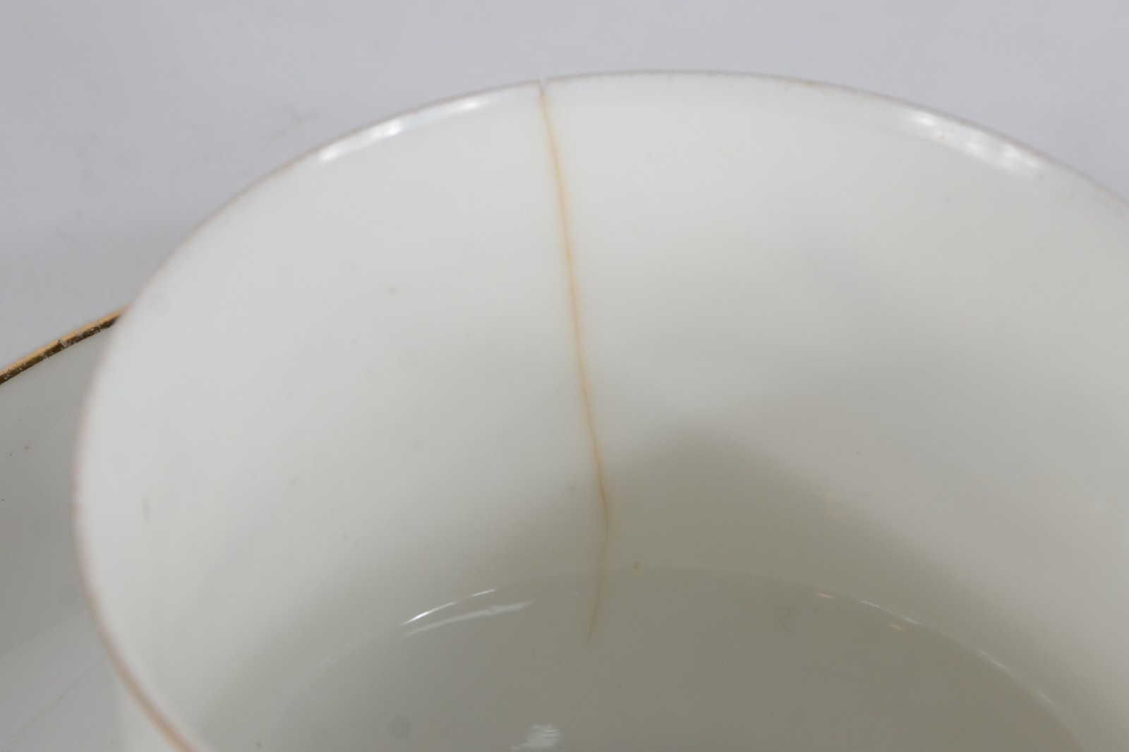Serviço de chá de porcelana Velho Paris, composto de: 3 xícaras com... - foto 4 de 11