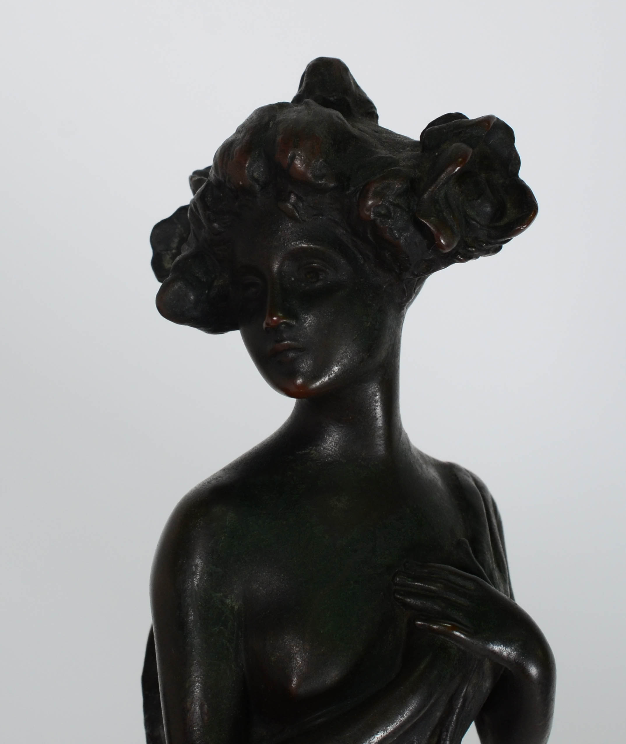 Figura feminina - foto 4 de 6