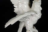 Estatueta de porcelana alemã  Lorenz,  Hutschen... - Estatueta de porcelana alemã  Lorenz,  Hutschenreuther,  representando cacatua branca 