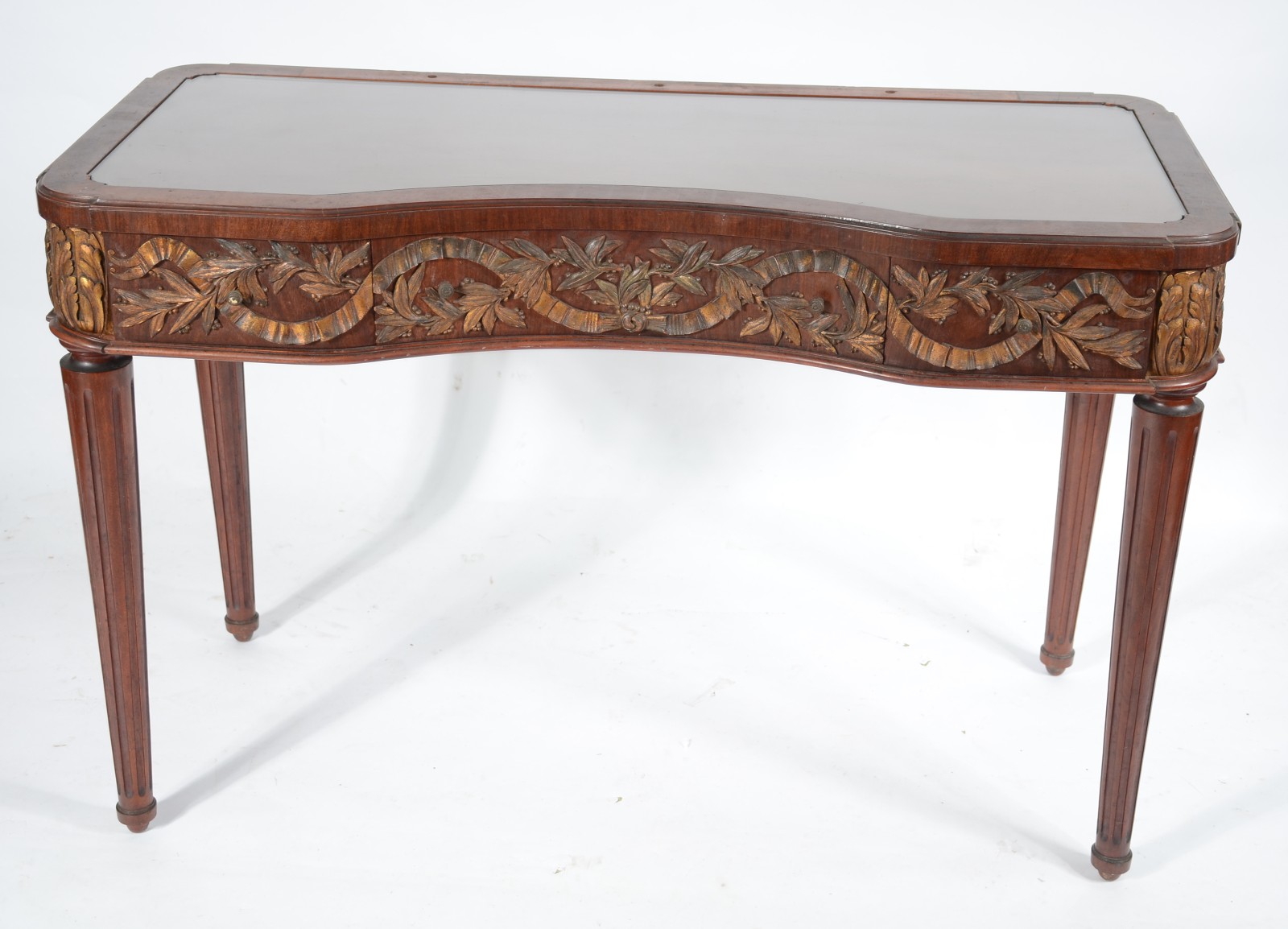 Mesa de madeira nobre, estilo francês, três gavetas decoradas... - foto 2 de 9