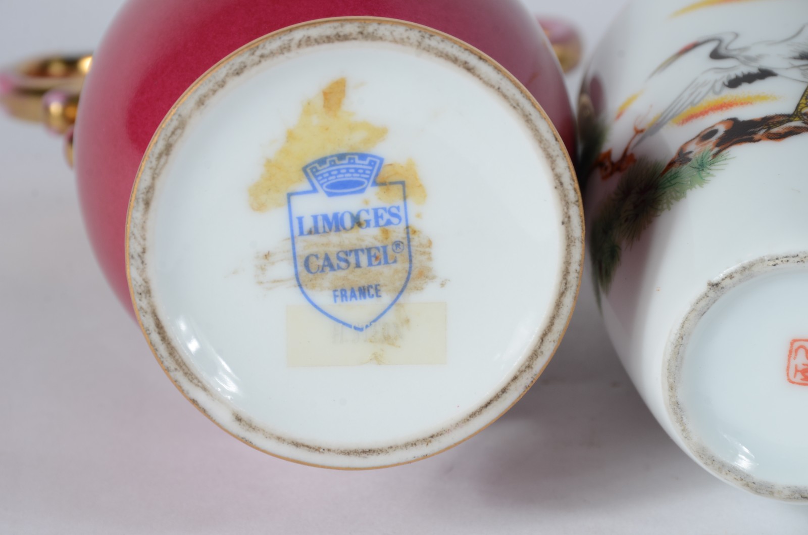 Sete peças diversas, sendo: vaso de porcelana francesa Limoges na cor... - foto 6 de 11