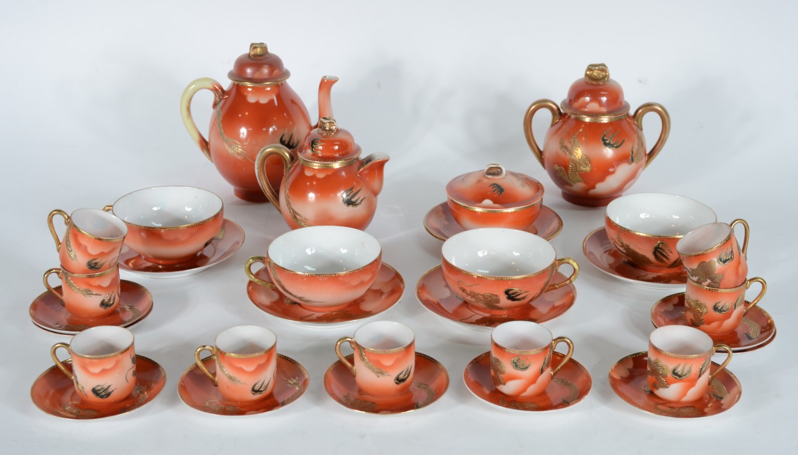Serviço de chá e café de porcelana oriental "casca de ovo", composto... - foto 1 de 7