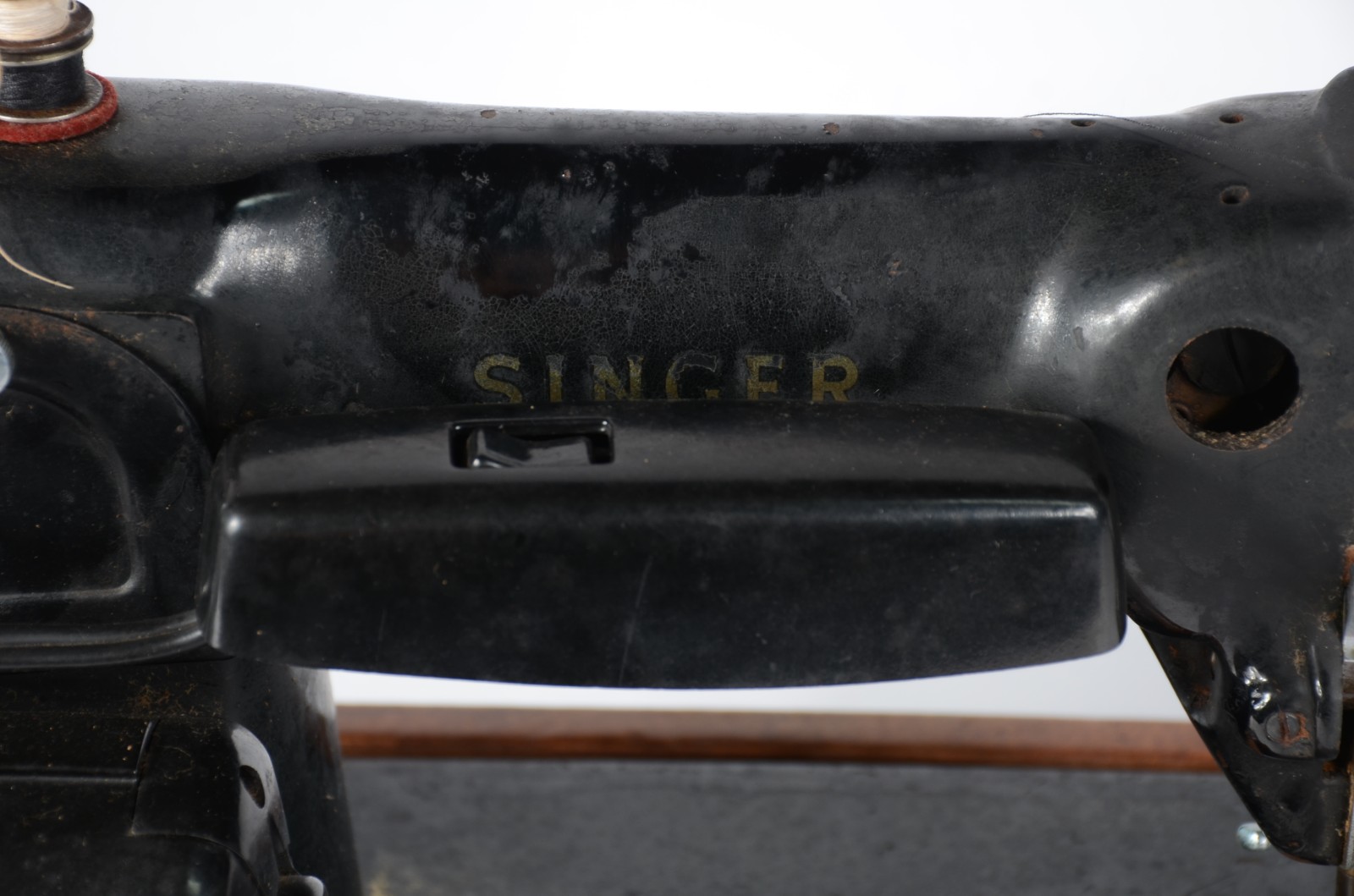 Máquina de costura Singer portátil, no estojo. - foto 7 de 11