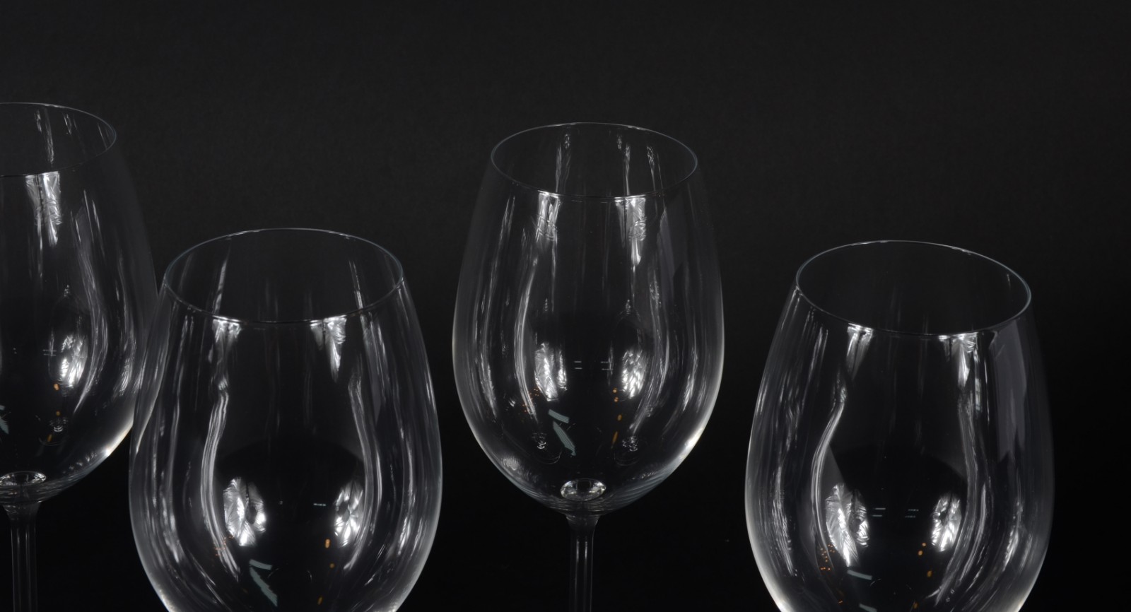 Seis taças de cristal para vinho, 580 ml. - foto 5 de 5