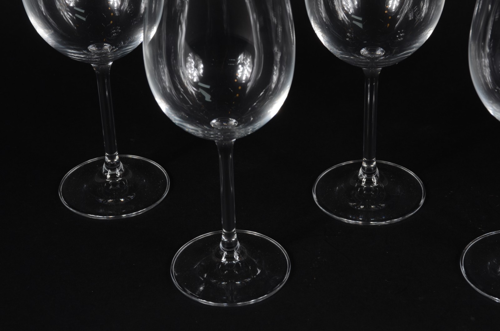 Seis taças de cristal para vinho branco, 450 ml. - foto 3 de 5