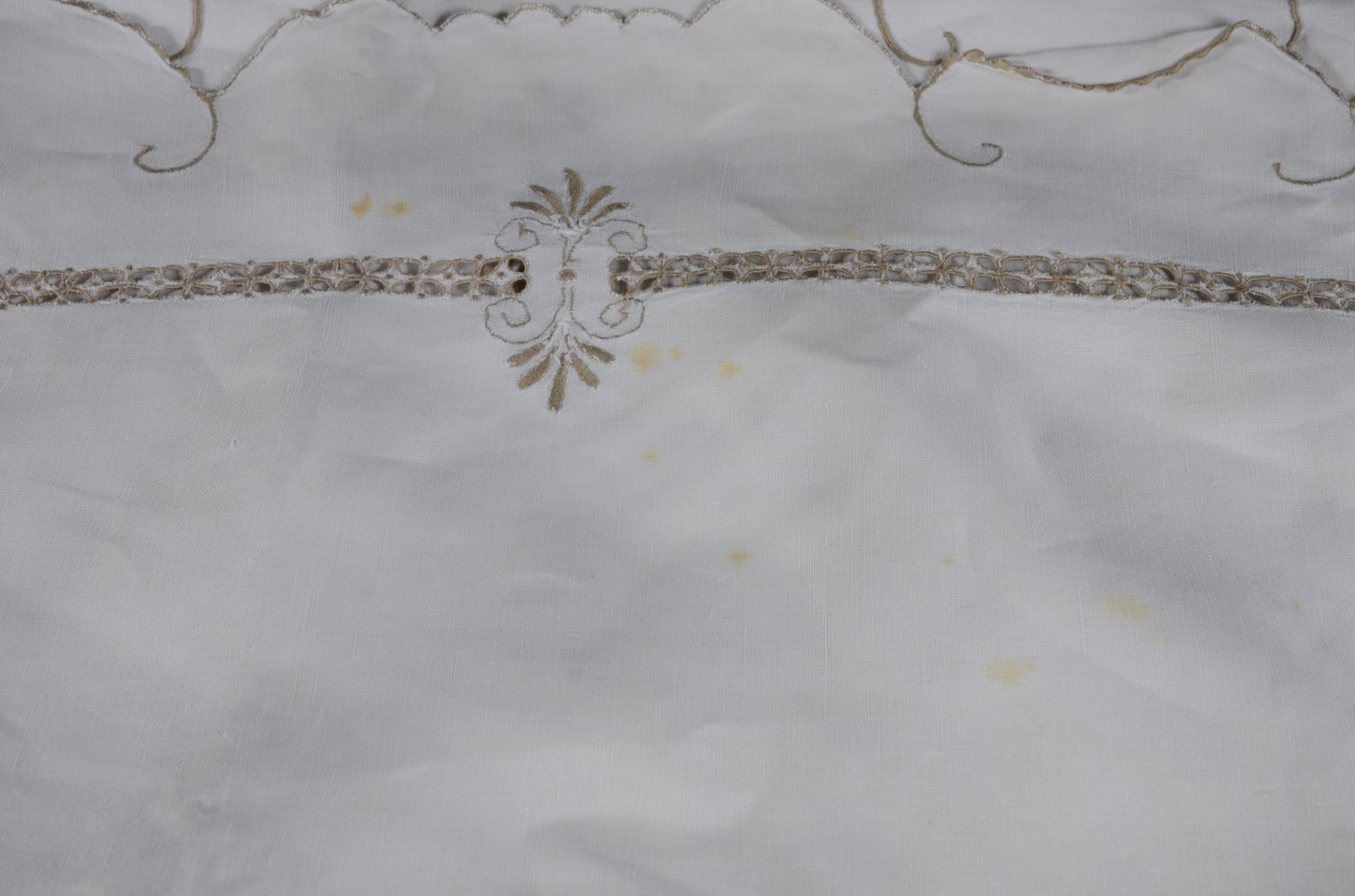 Toalha de mesa de linho bordado português da Ilha da Madeira... - foto 6 de 7