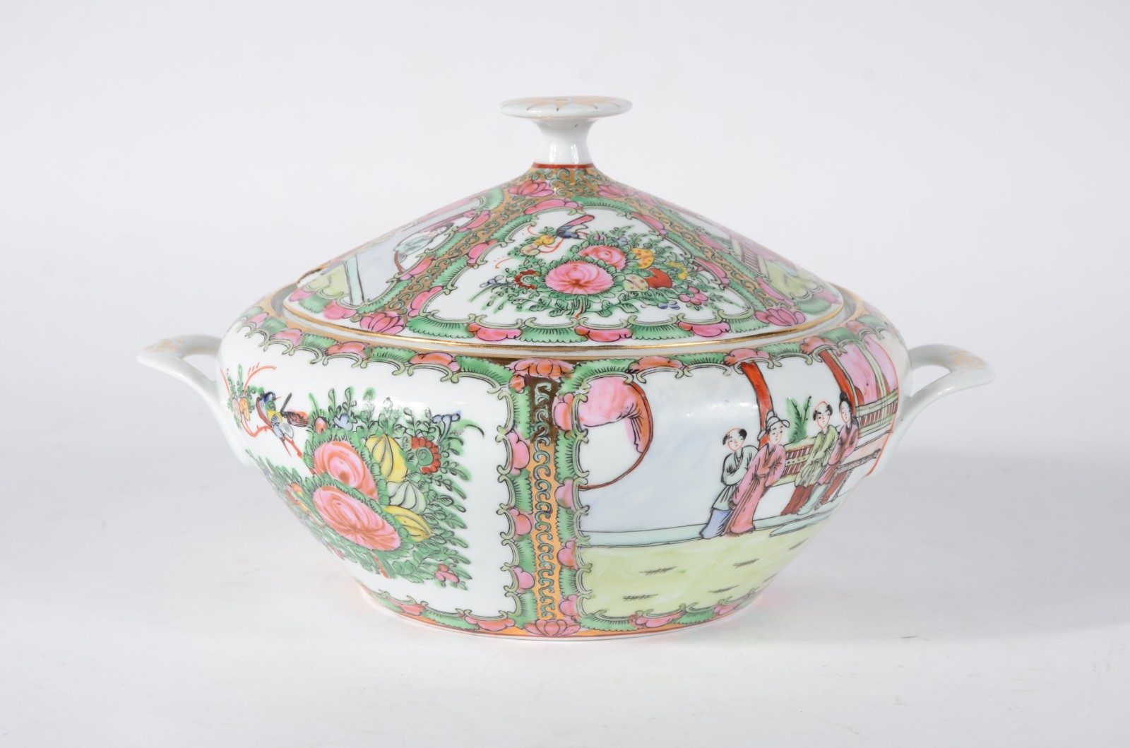 Serviço de jantar de porcelana "Lama" oriental, composto de: 23... - foto 2 de 8