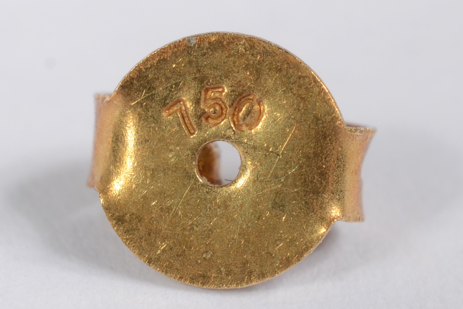 Par de brincos de ouro 18 k., com perolas. (Por motivos de segurança... - foto 4 de 5