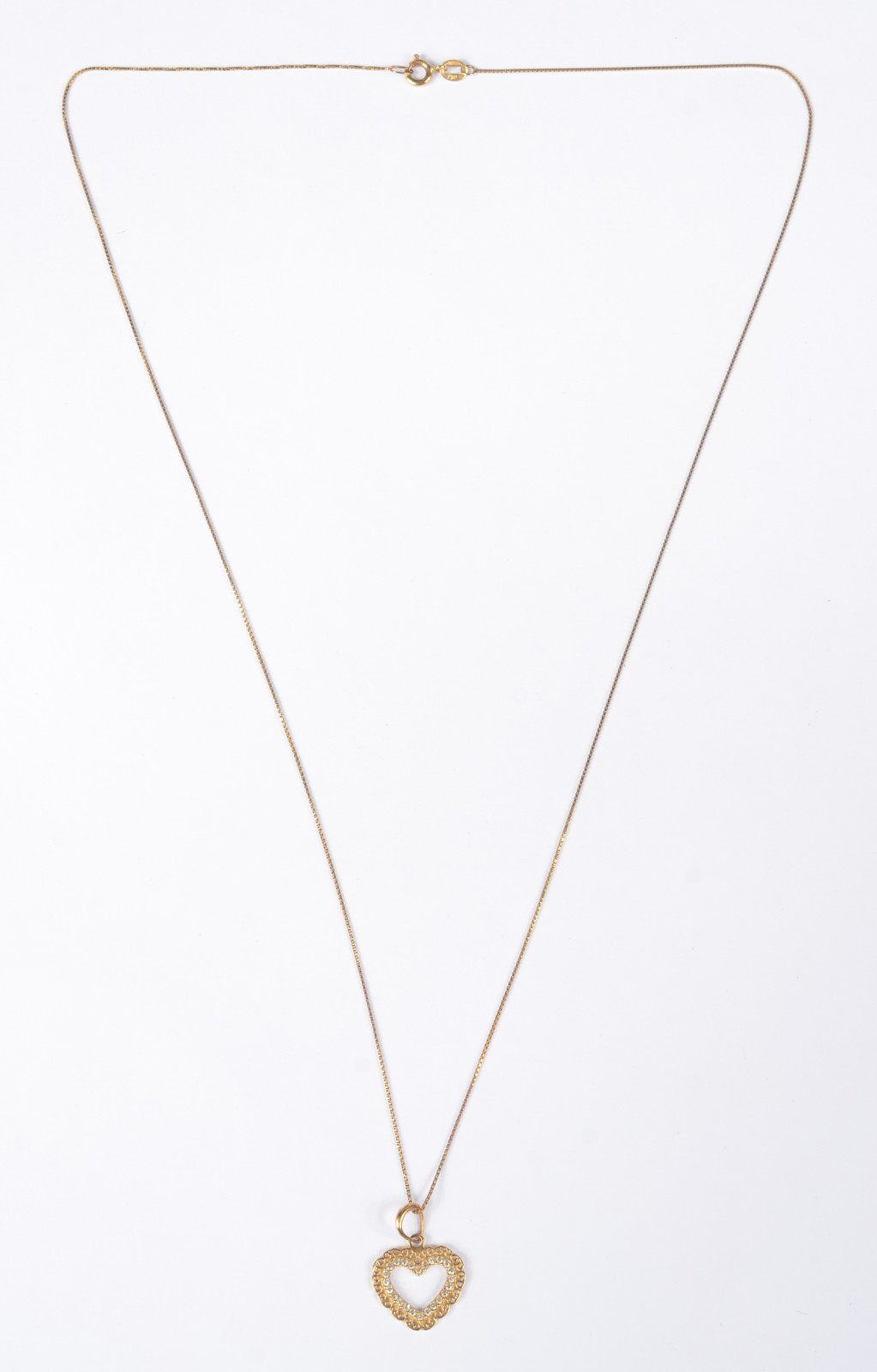 Colar com pendente na forma de coração com safiras de ouro 18 k. (Por... - foto 2 de 6