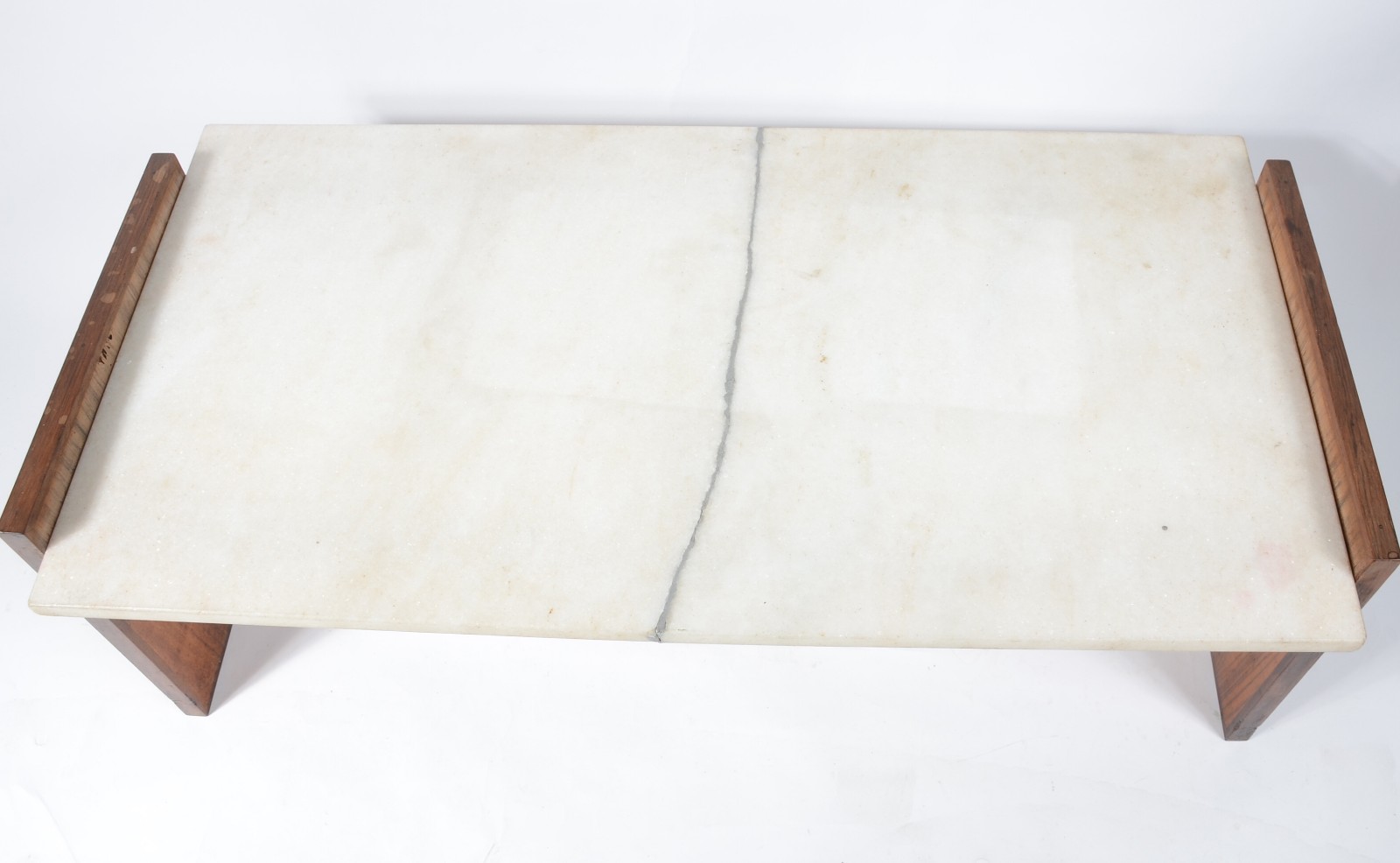 Conjunto de mesa de centro e mesa lateral de madeira, tampos de... - foto 4 de 8