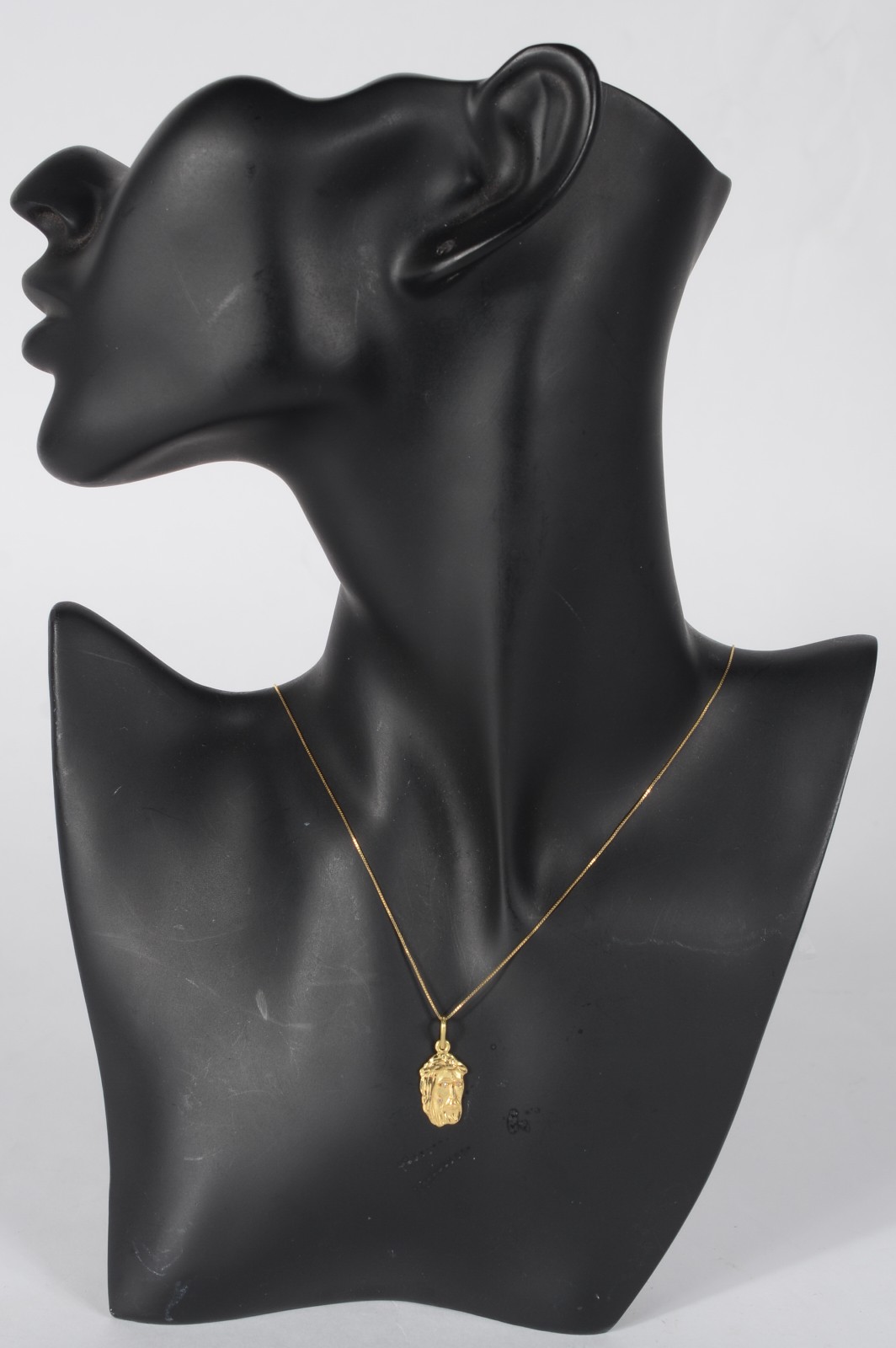 Colar com pendente com rosto de "Cristo" de ouro 18 k., contraste 750... - foto 5 de 5