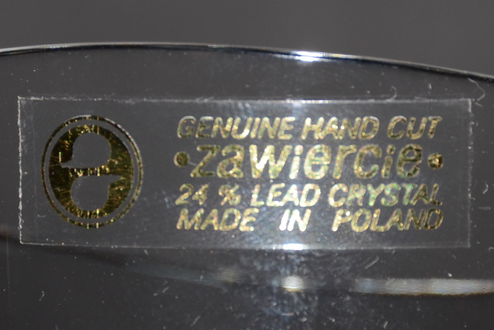 Serviço de cristal polonês, composto de: 12 taças de champagne, 12... - foto 6 de 7