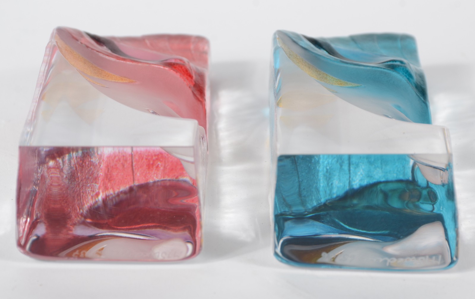 Duas "mascaras" de cristal. - foto 4 de 7