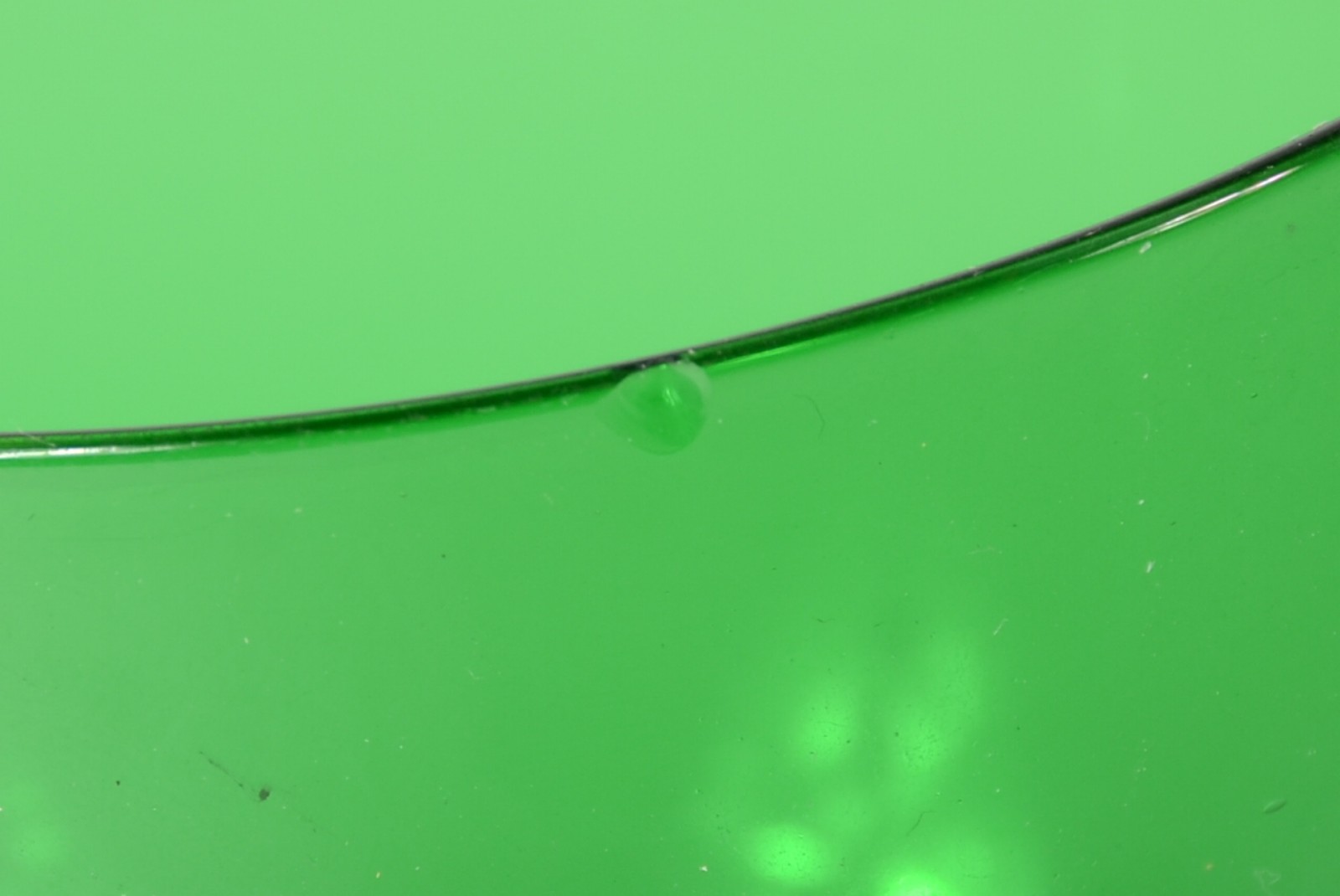 Serviço de cristal Prado na cor verde, composto de: 16 taças para... - foto 4 de 4