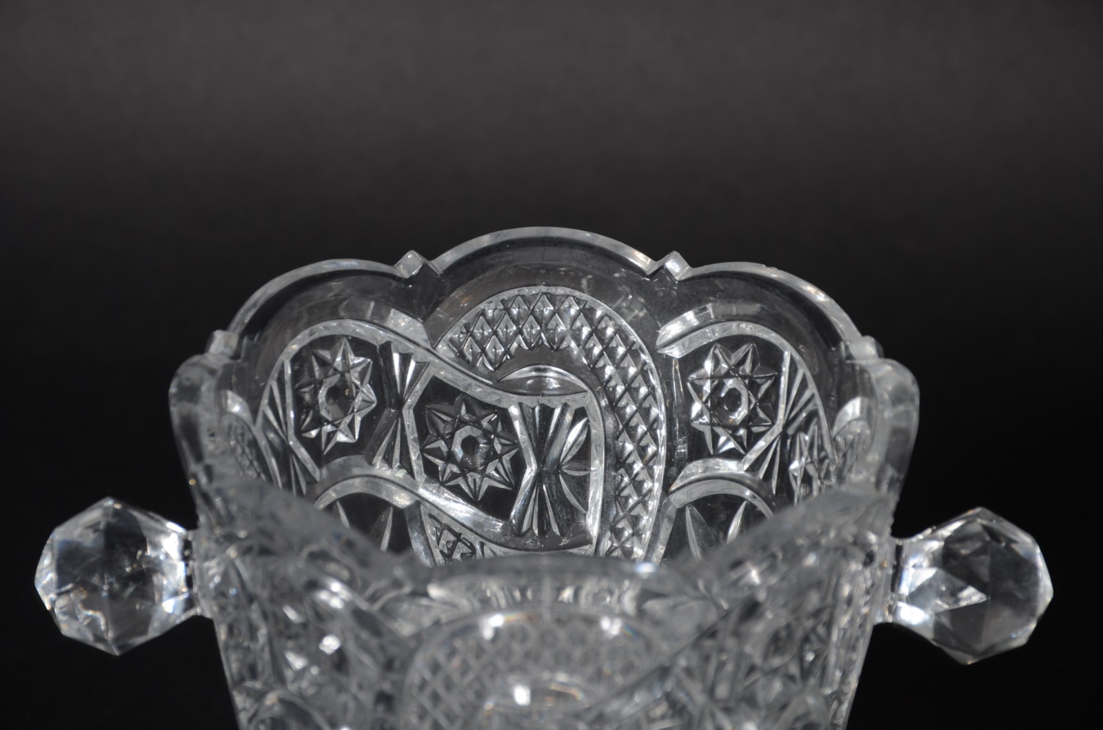 Conjunto de cristal tcheco lapidado, composto de 6 copos longos e 6... - foto 4 de 4