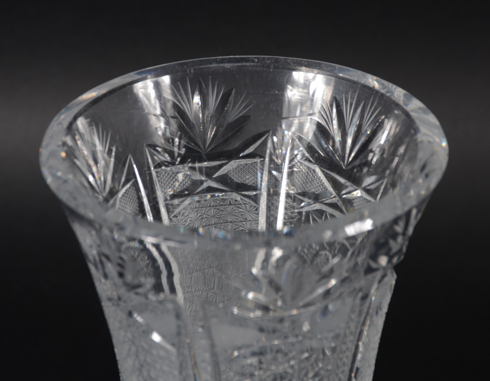 Compoteira de cristal tcheco lapidado. - foto 4 de 6